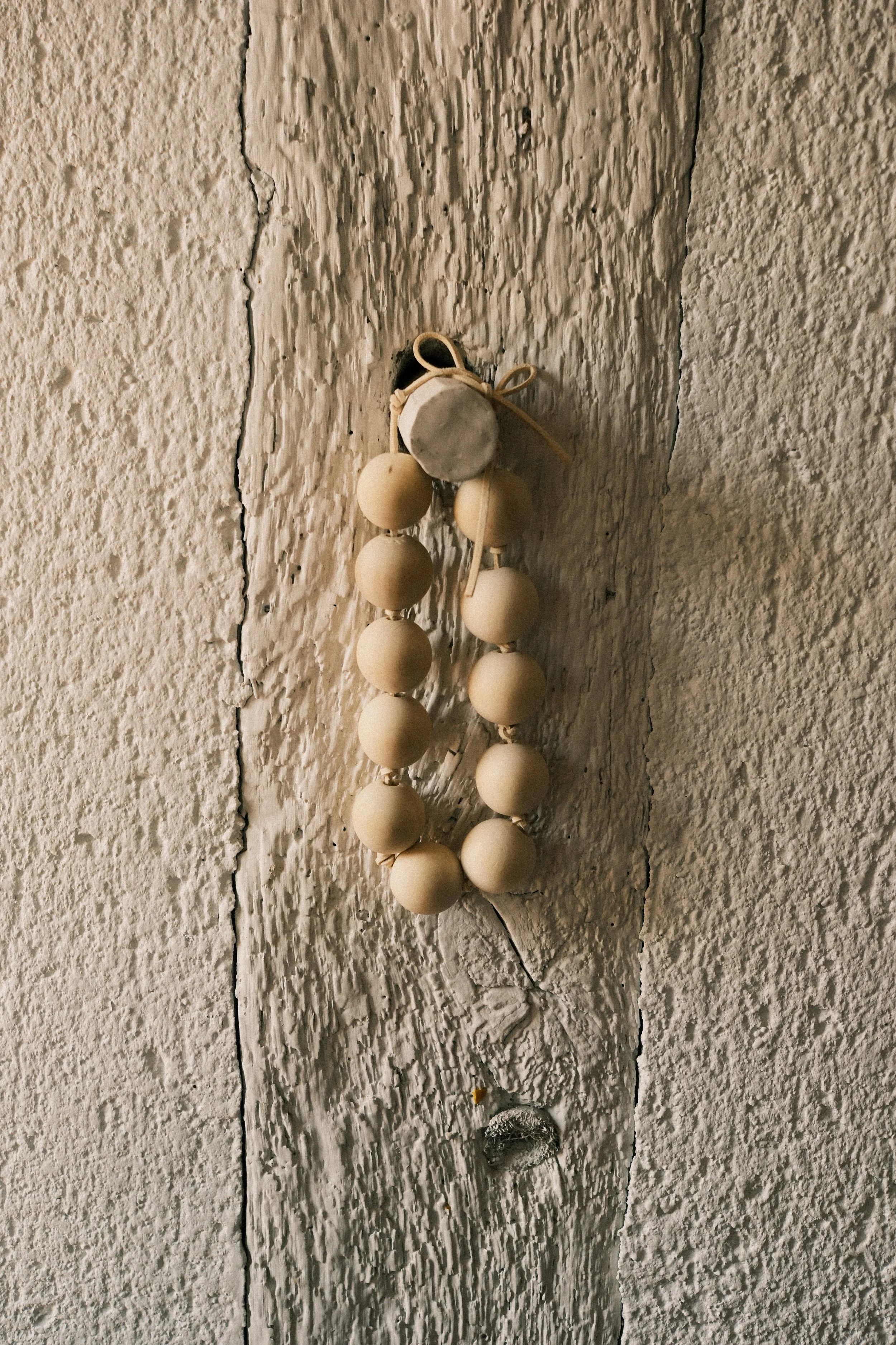OURY-HOME-Wooden-Bead-Necklace-05.JPG