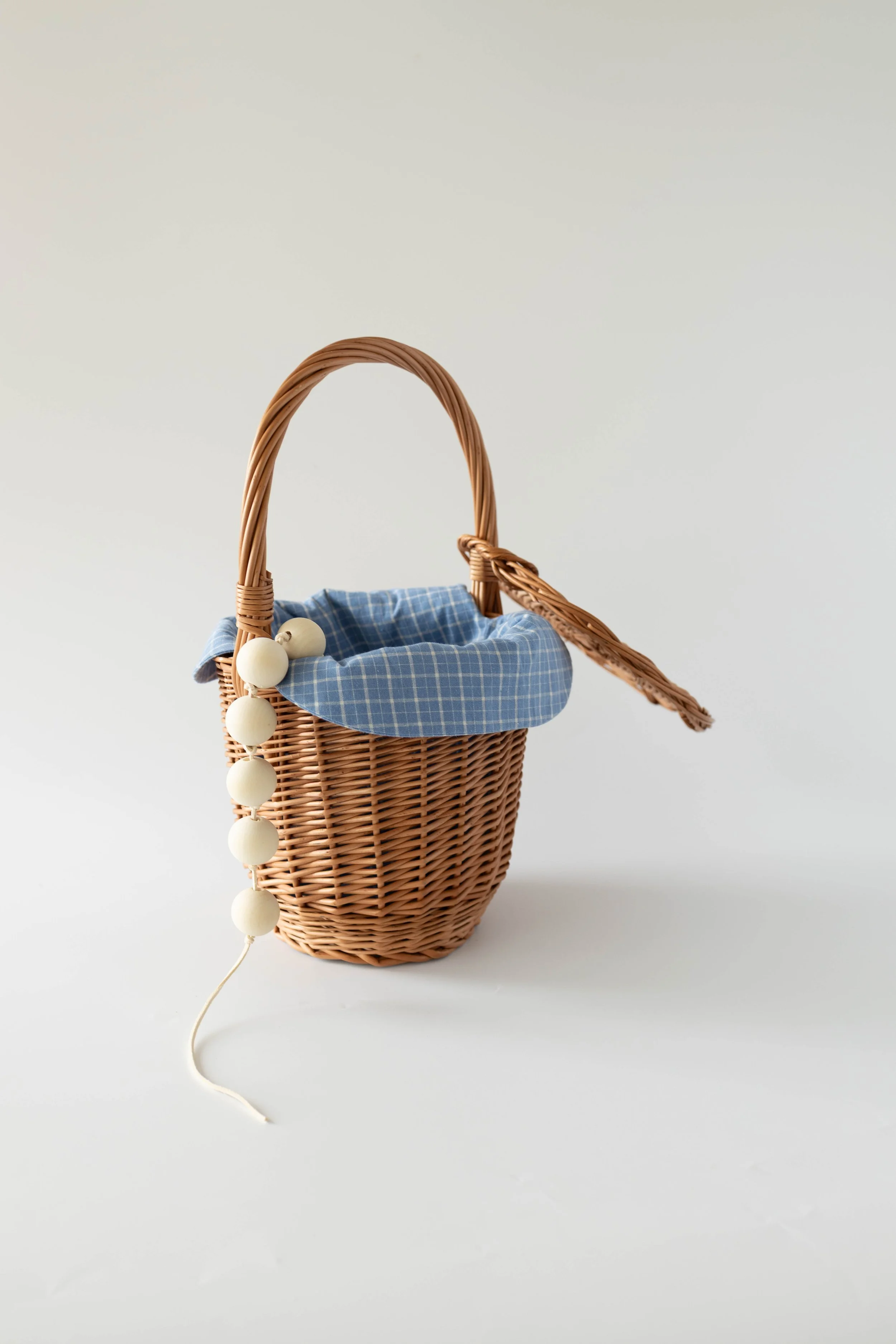 OURY-HOME-Willow-Basket-with-Cotton-Liner-03.jpg