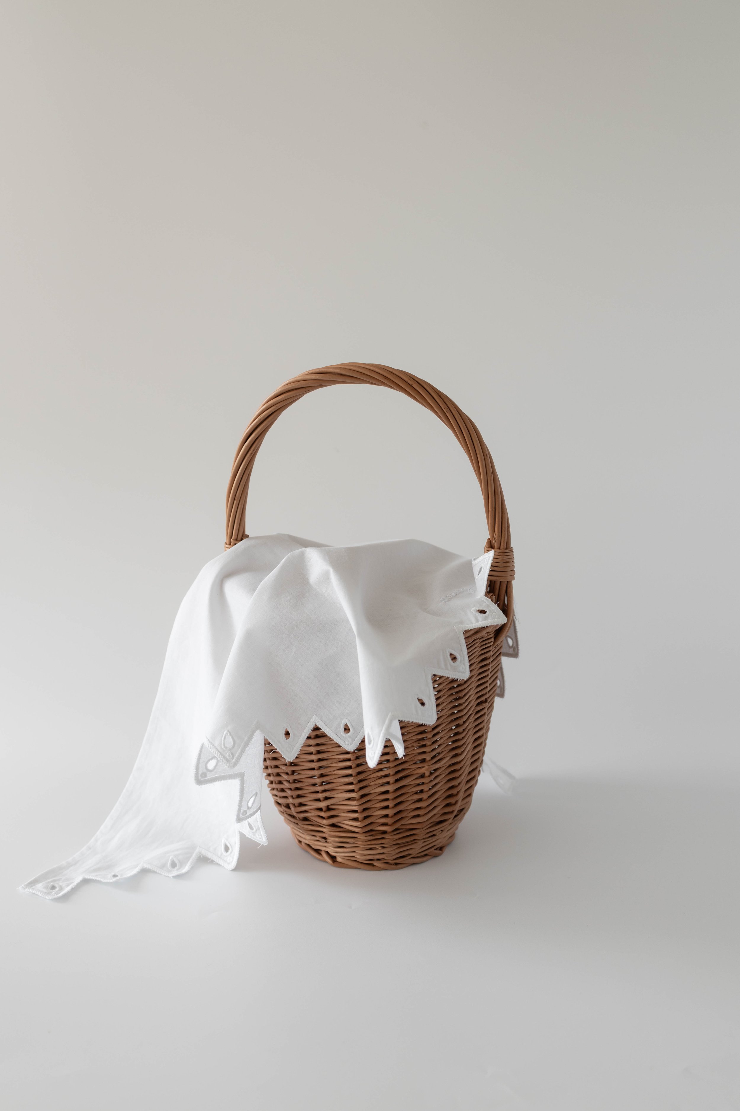 OURY-HOME-White-Headscarf-03.jpg