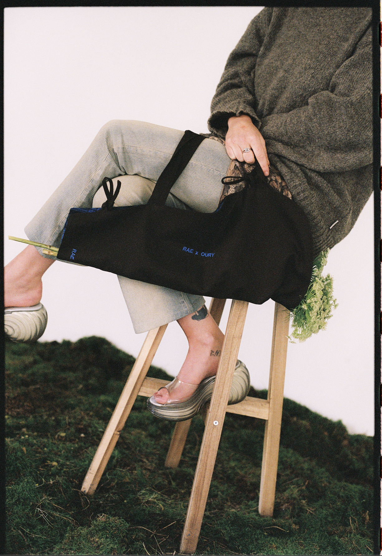 RAE x OURY Flower Bag 05.png