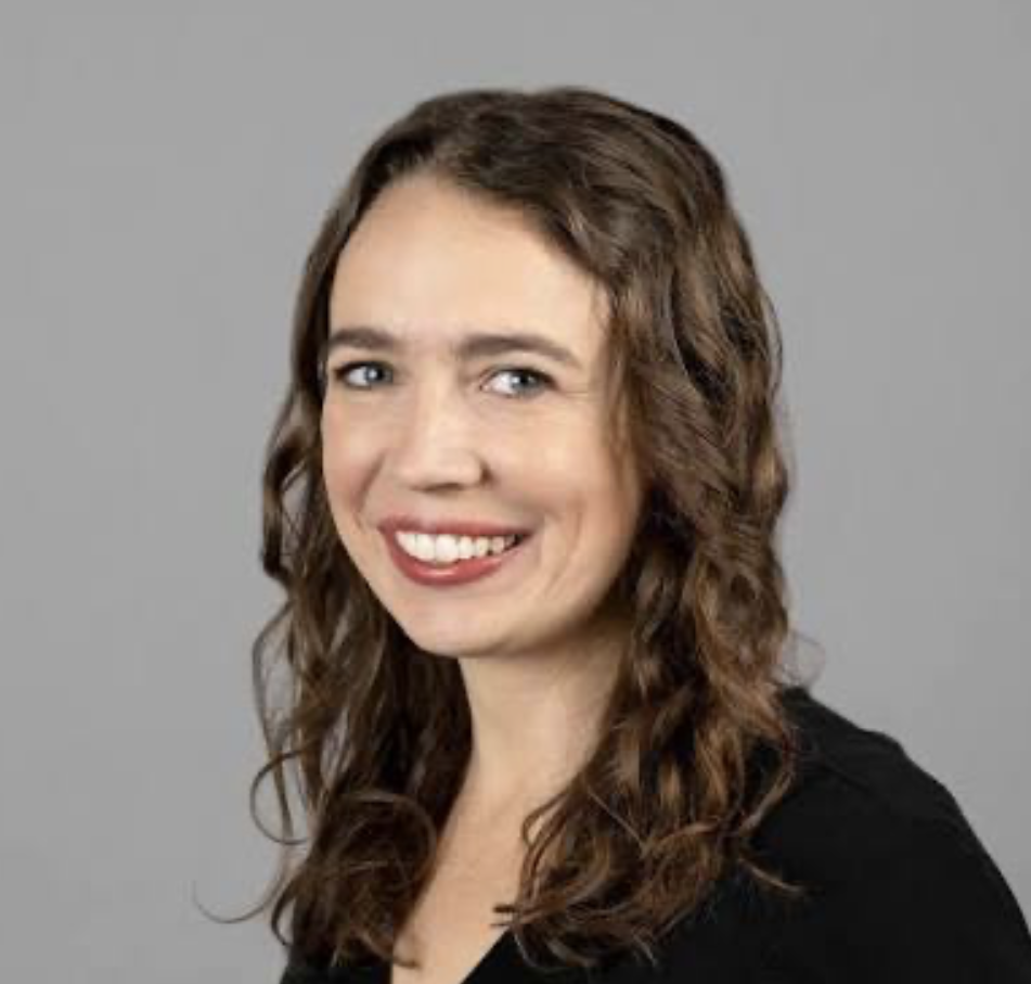 Annie Romano Headshot