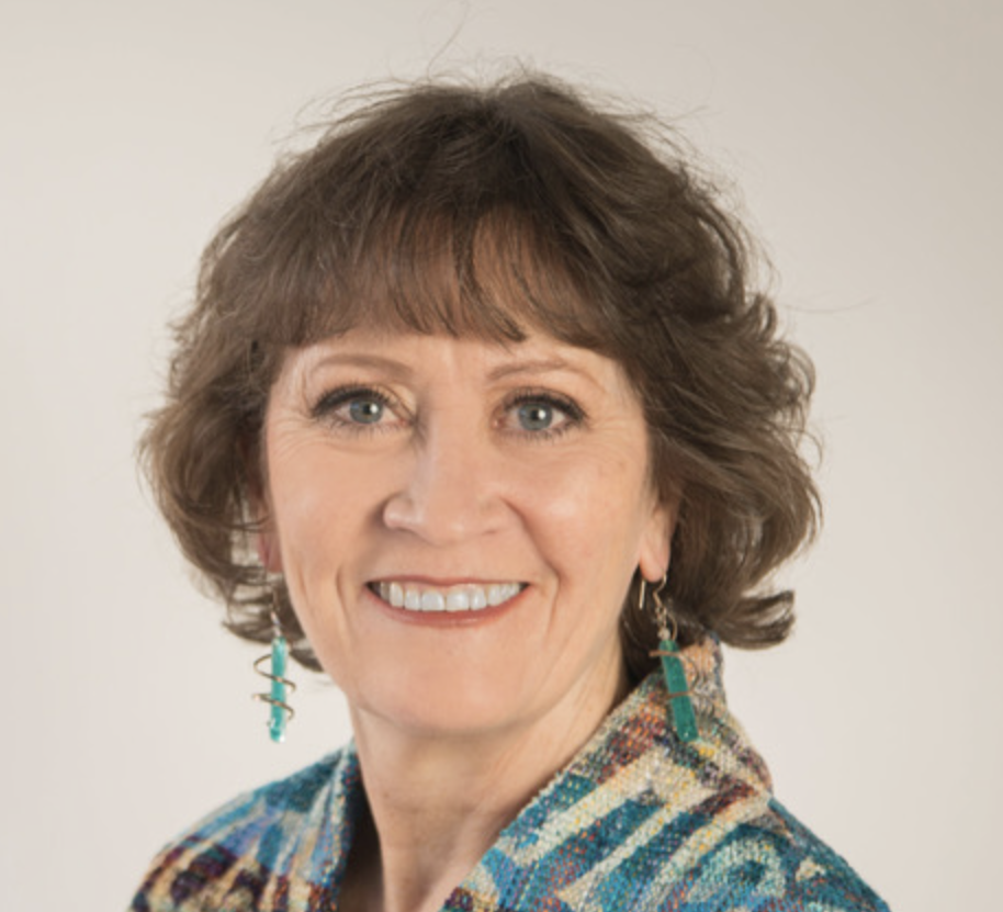 Cathy Callow-Heusser Headshot