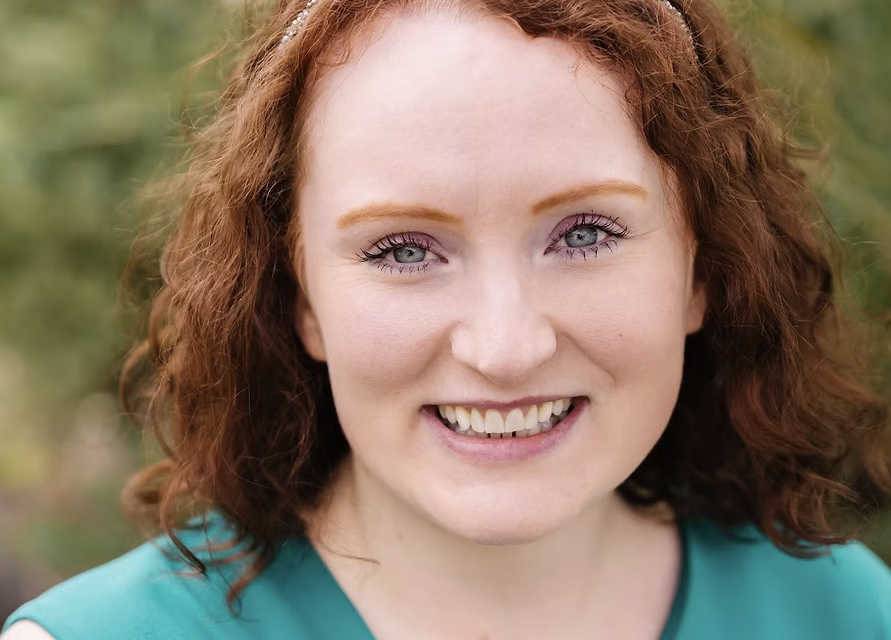 Lacey Peterson Headshot