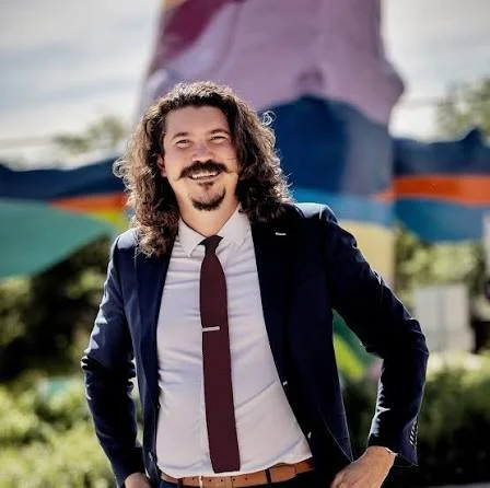 Grant Miller Headshot