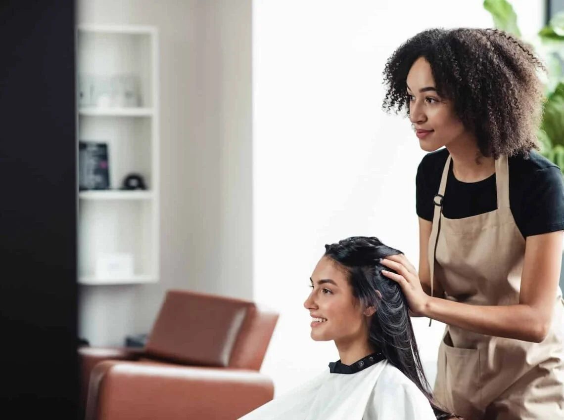 How to Choose the Right Hairstylist