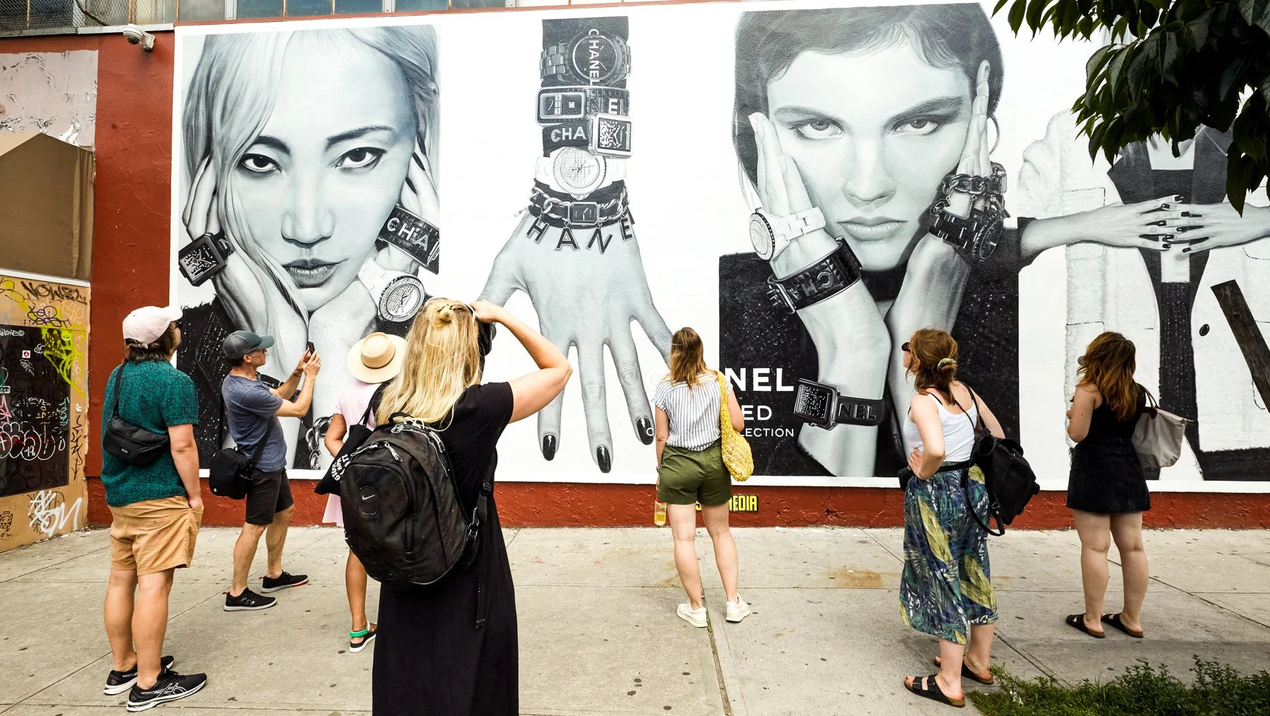 2164_chanel_complete-lr-2-1.jpg