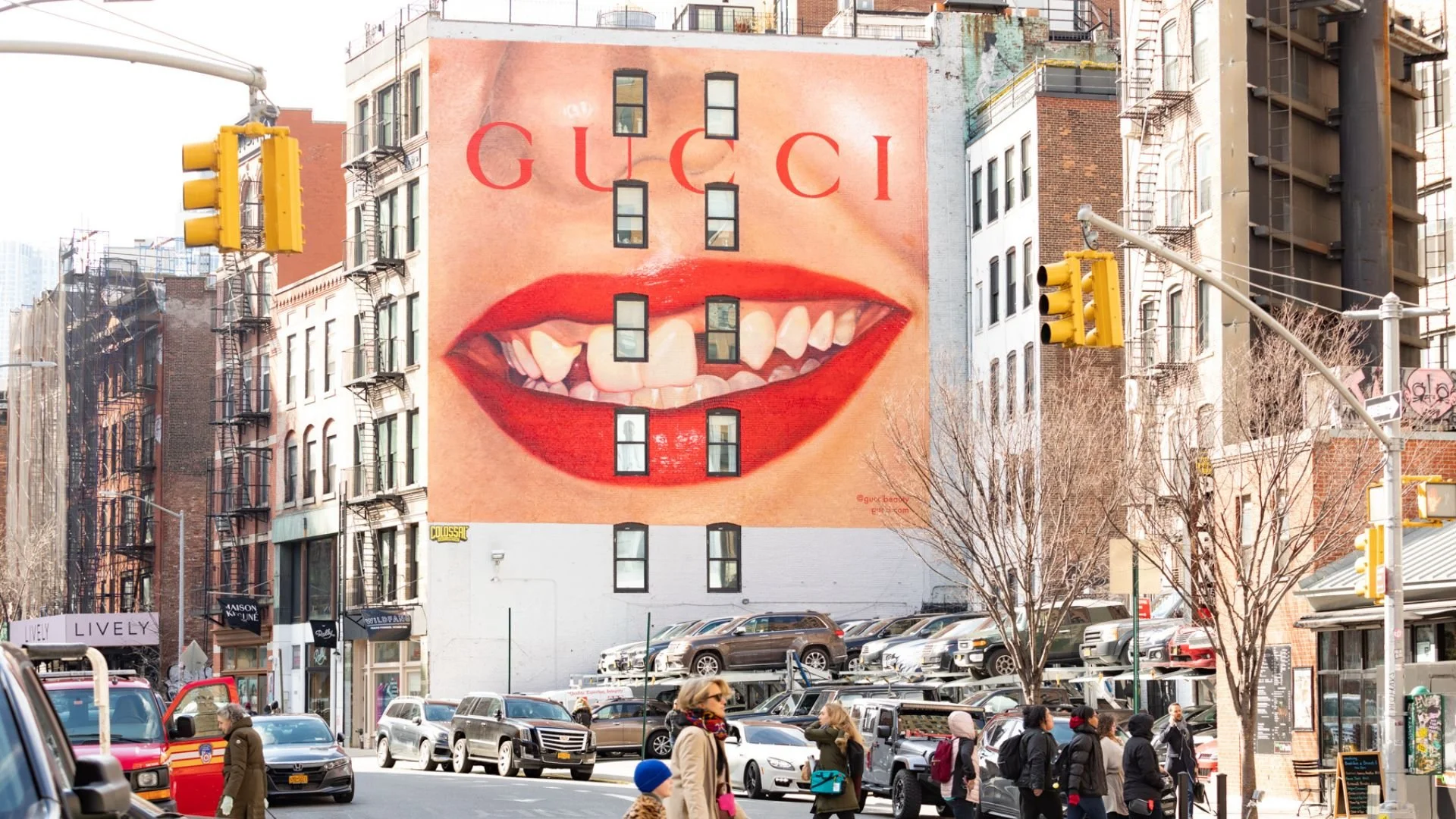 希少！NY発!人気グラフィティー集【Soho Walls】☆WALL ART GUCCI ART WALL — Colossal Media