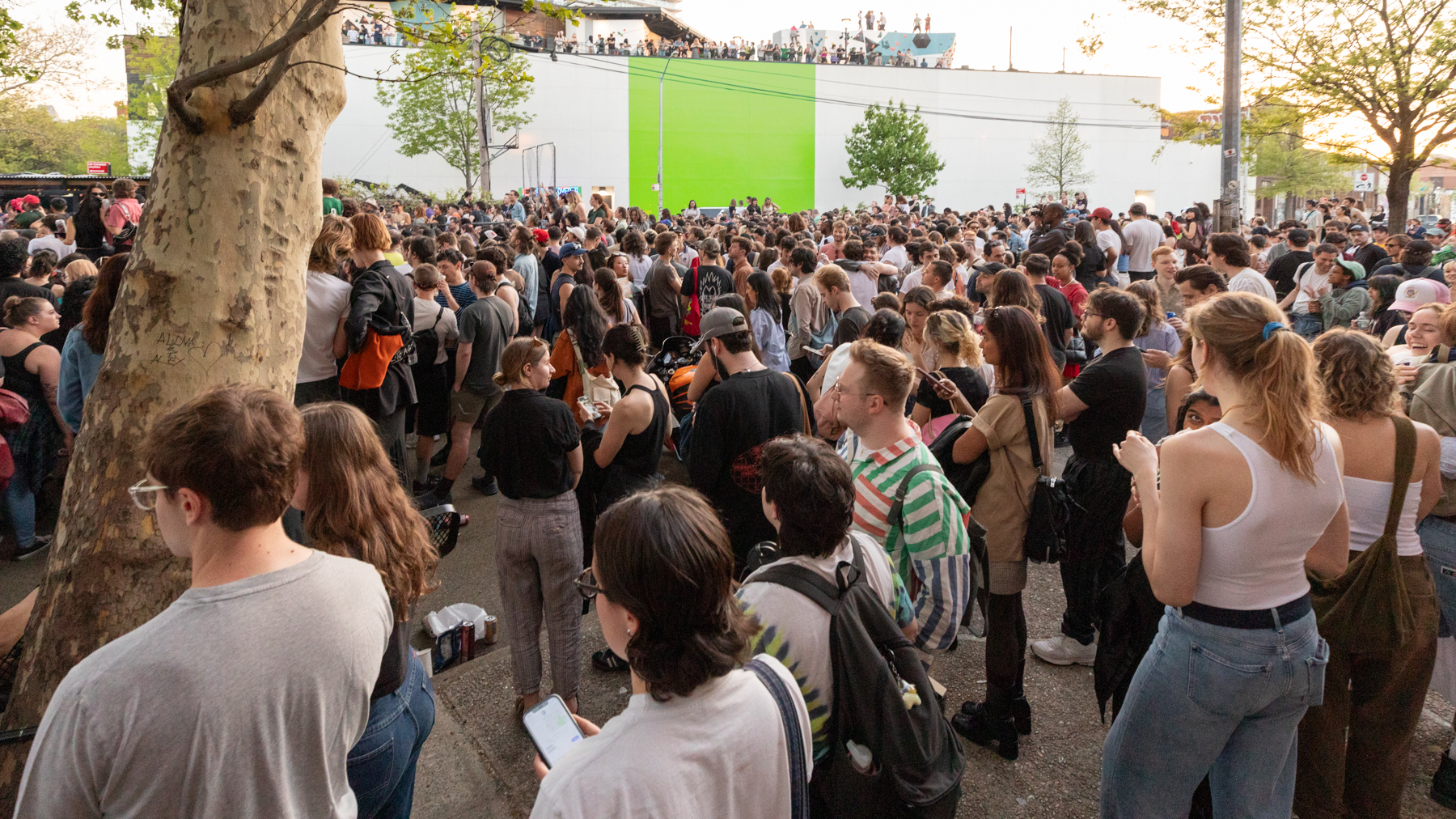 2221_Atlantic_Records-Charli_XCX_Activation_LR-10-GREEN.png