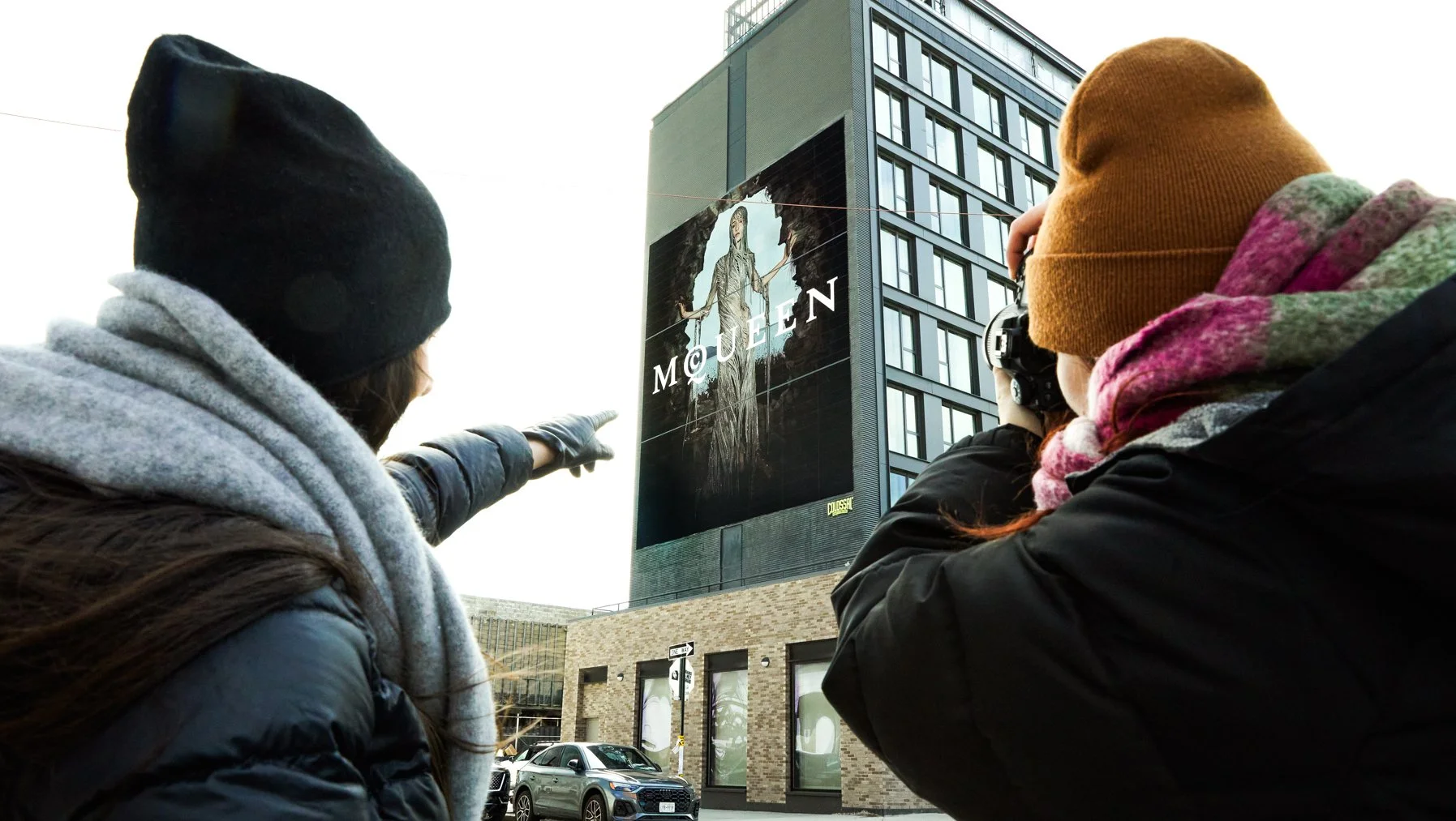 20A_2238_Alexander McQueen_Complete_LR-6.jpg