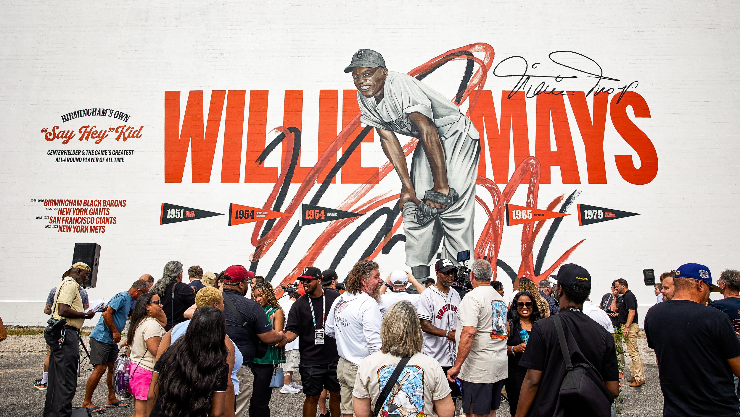 MLB: Willie Mays Mural