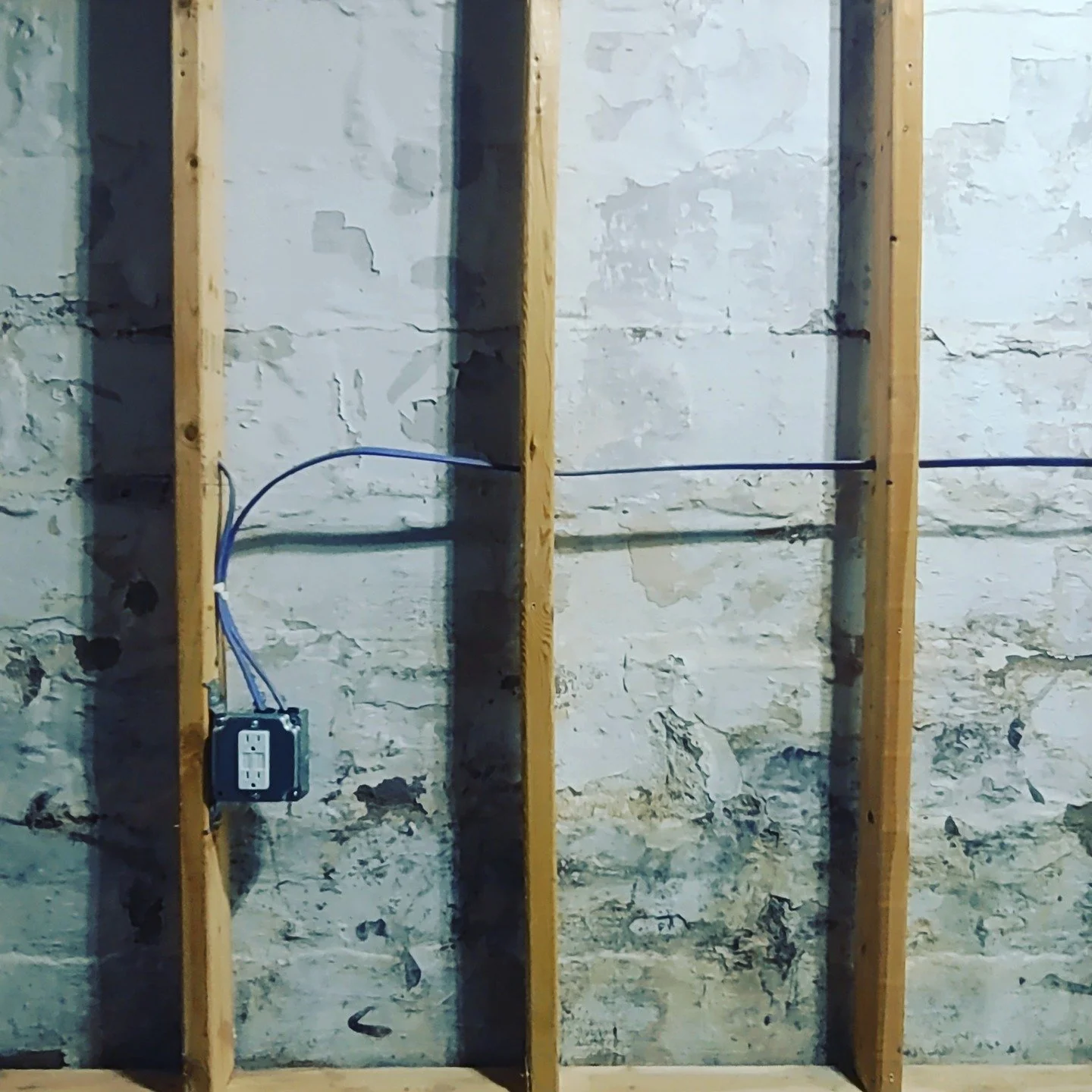 Multiwire circuits can be a great way of saving time and materials, reducing the cost of your project. Prosperity Electric strives to deliver efficient solutions to our customers.