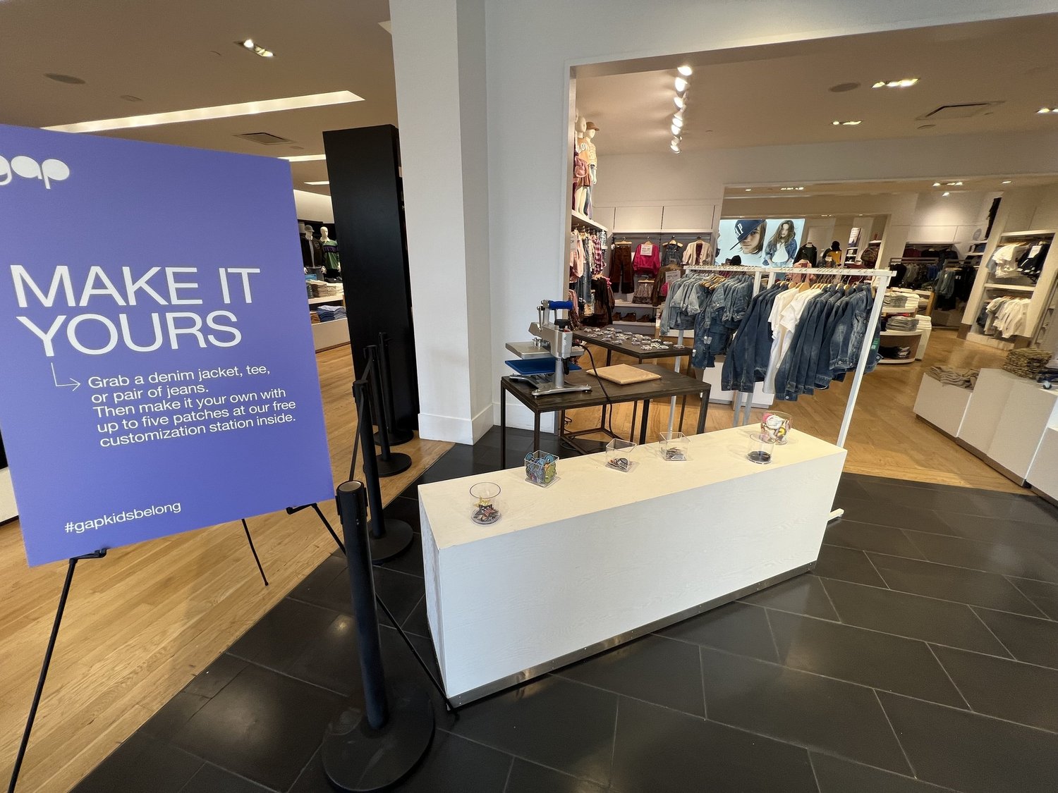 A retail customization and patch experience.