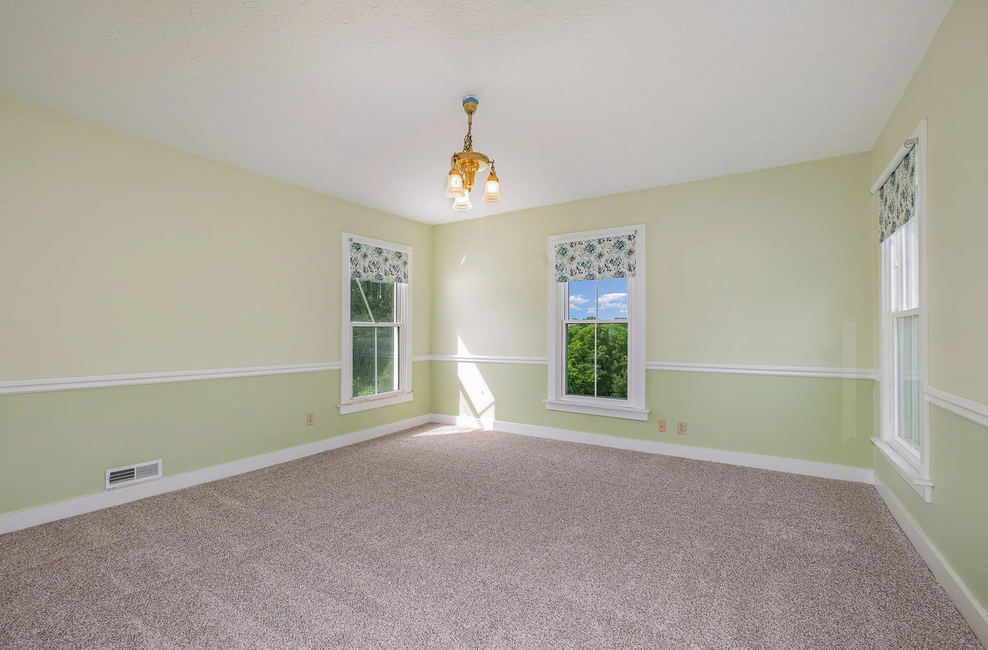 5009 Petersburg Road 79-Edit.JPG