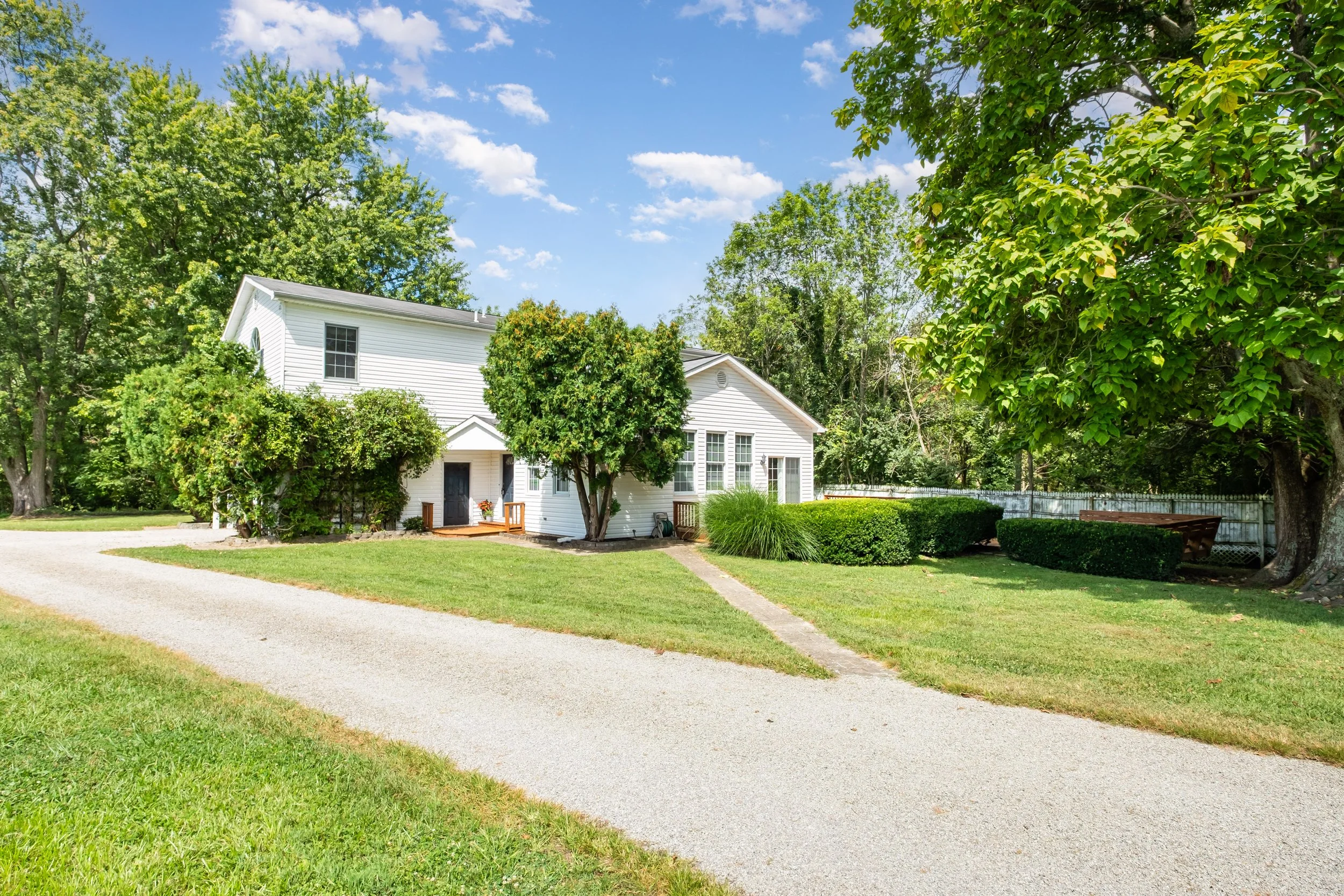 9670 Murdock-Goshen Road12-Edit.jpg