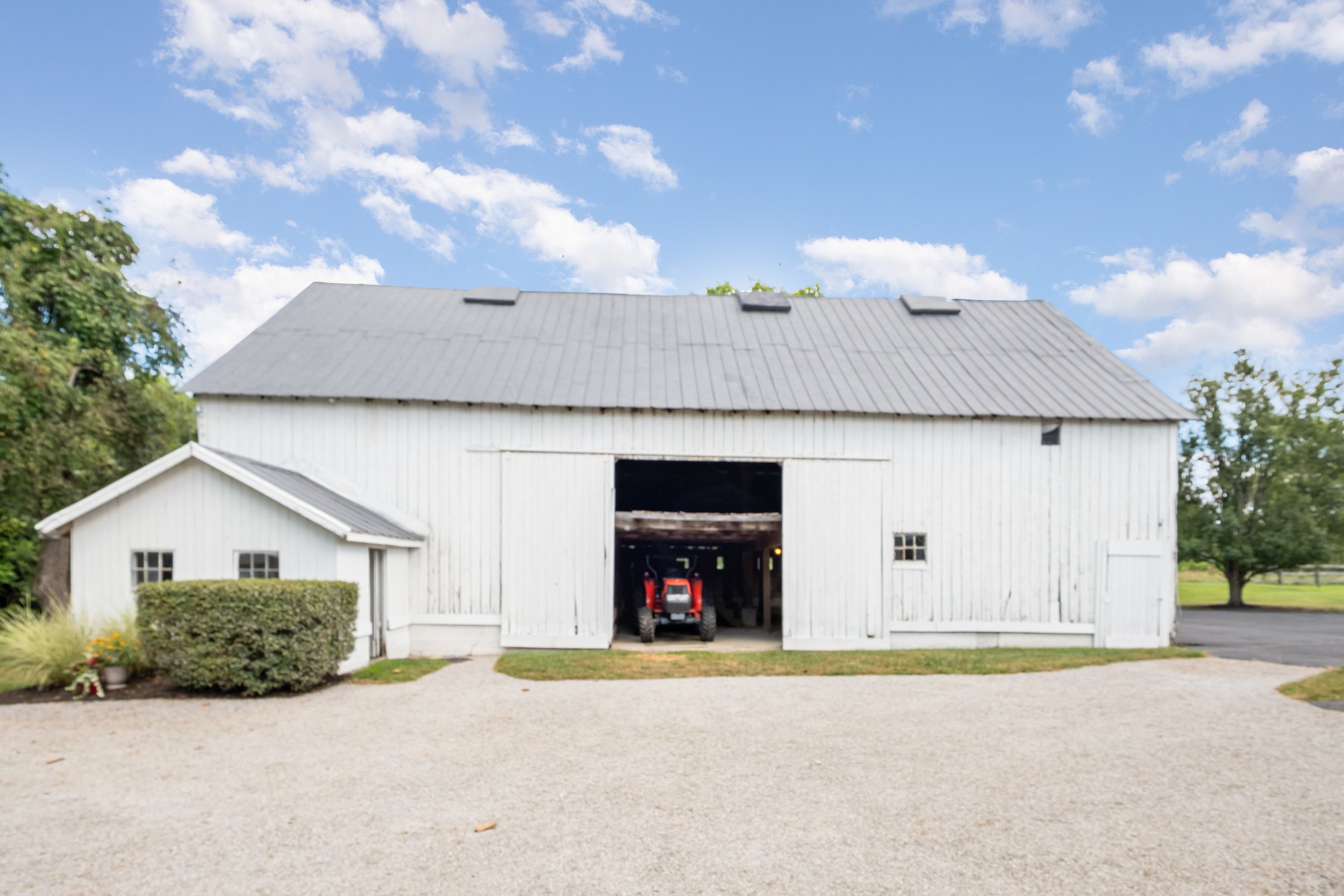 9670 Murdock-Goshen Road100-Edit.jpg