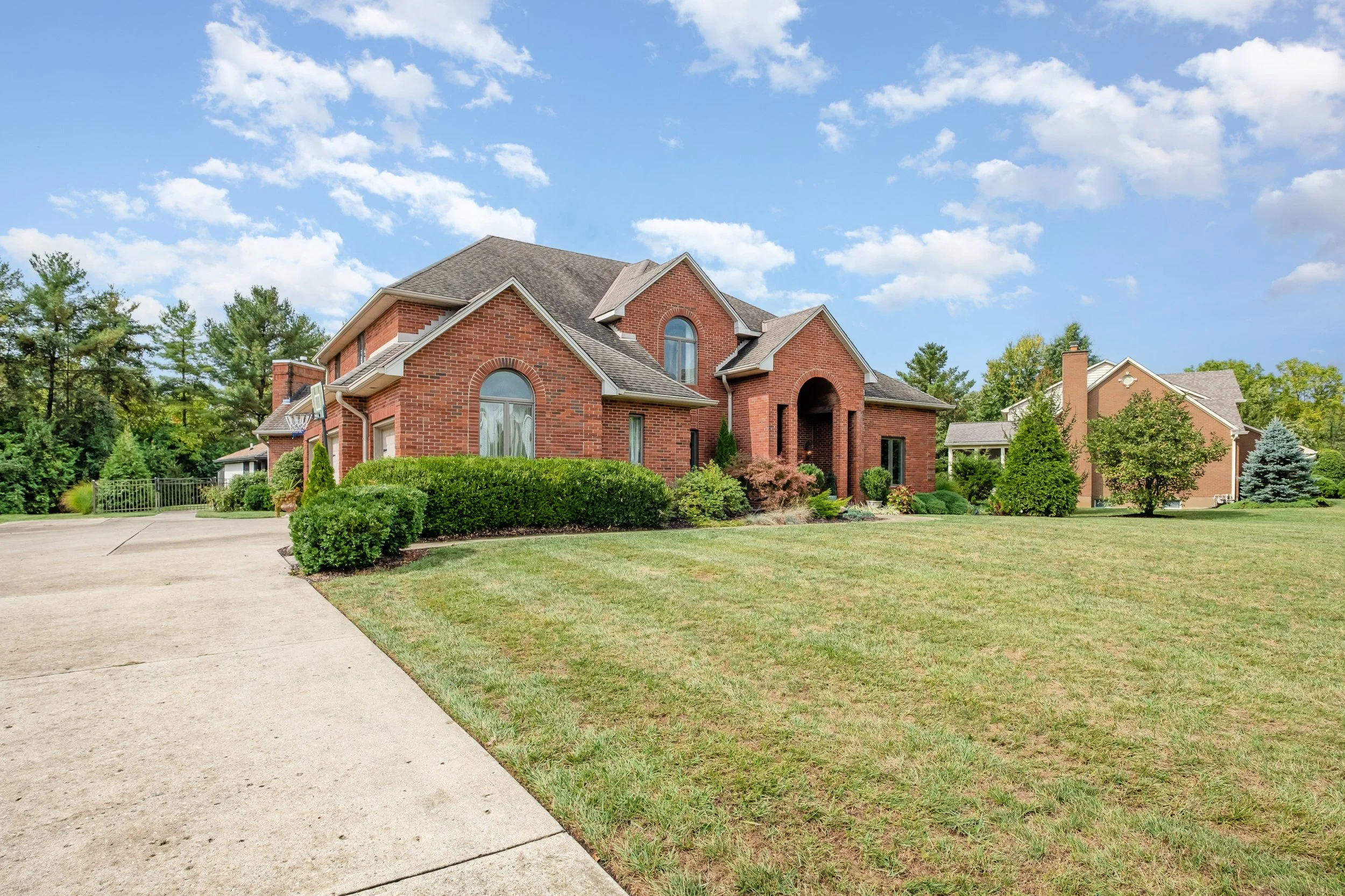 933 Country Club Drive03-Edit.jpg