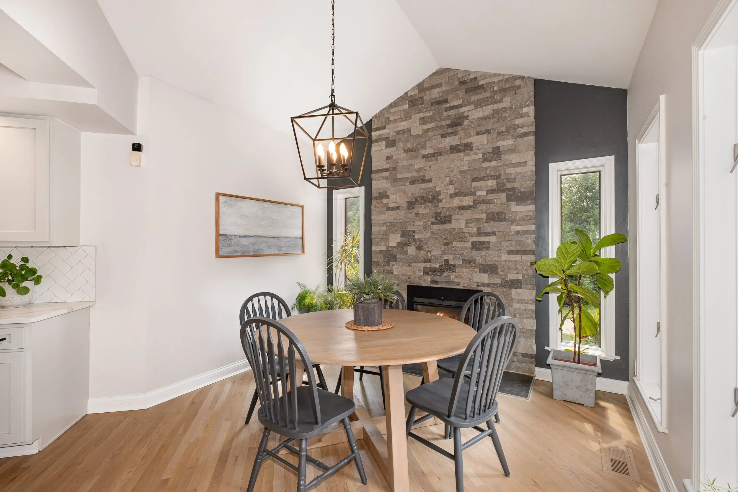 933 Country Club Drive43-Edit.jpg