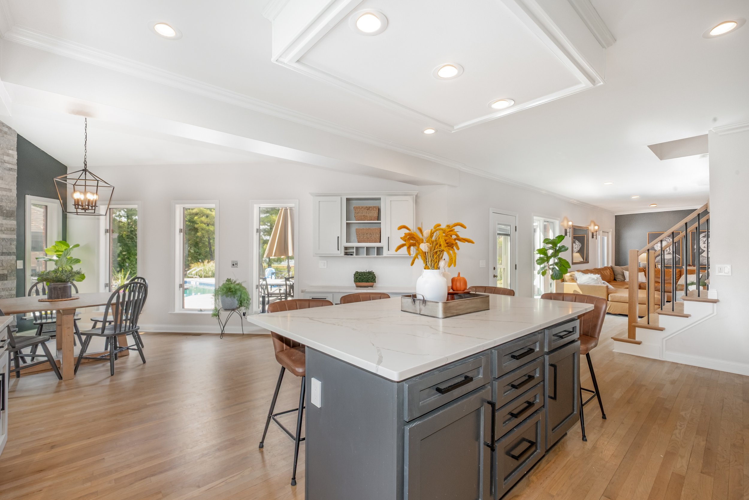 933 Country Club Drive53-Edit.jpg