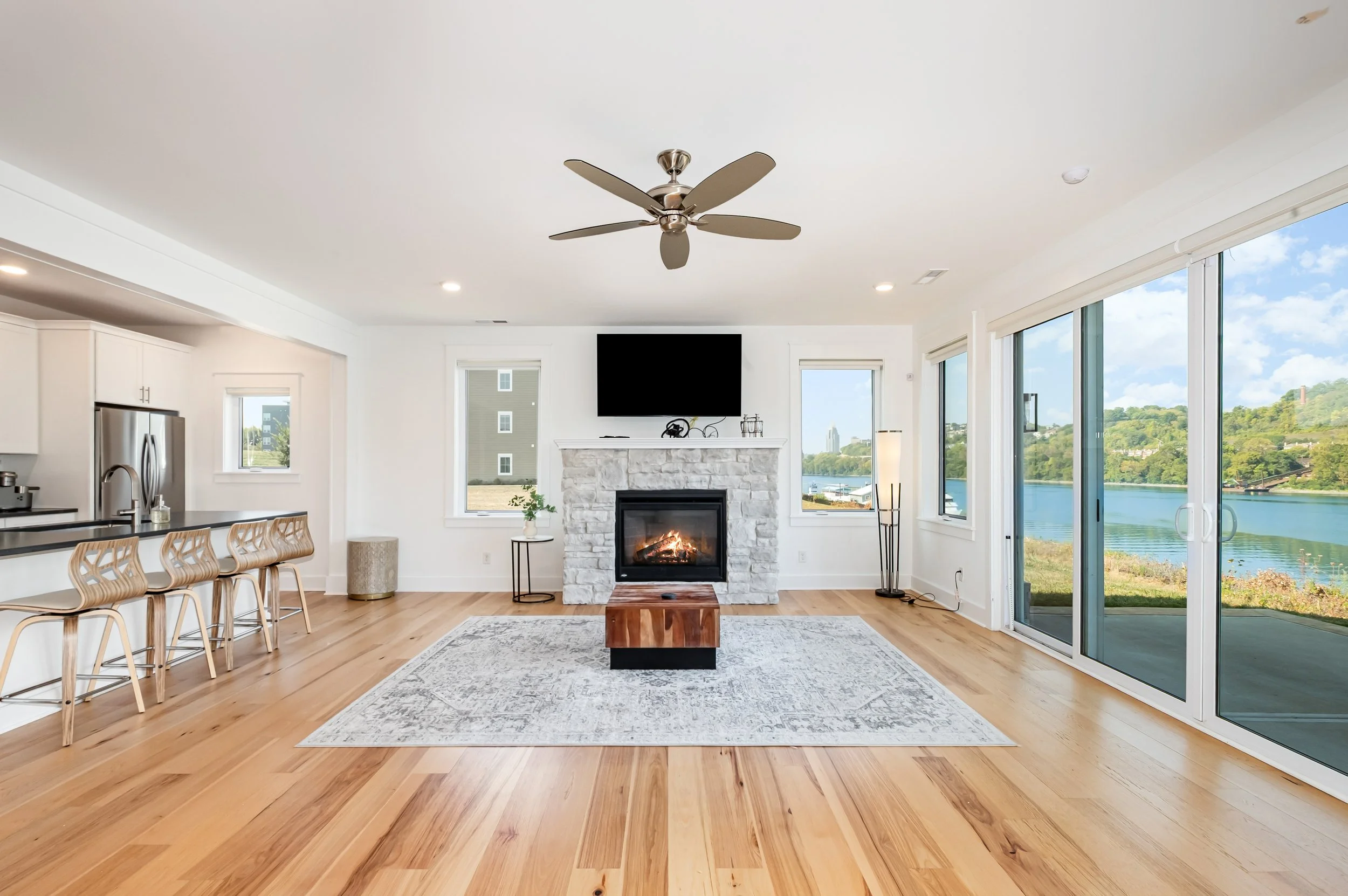 383 Manhattan Boulevard13-Edit.jpg