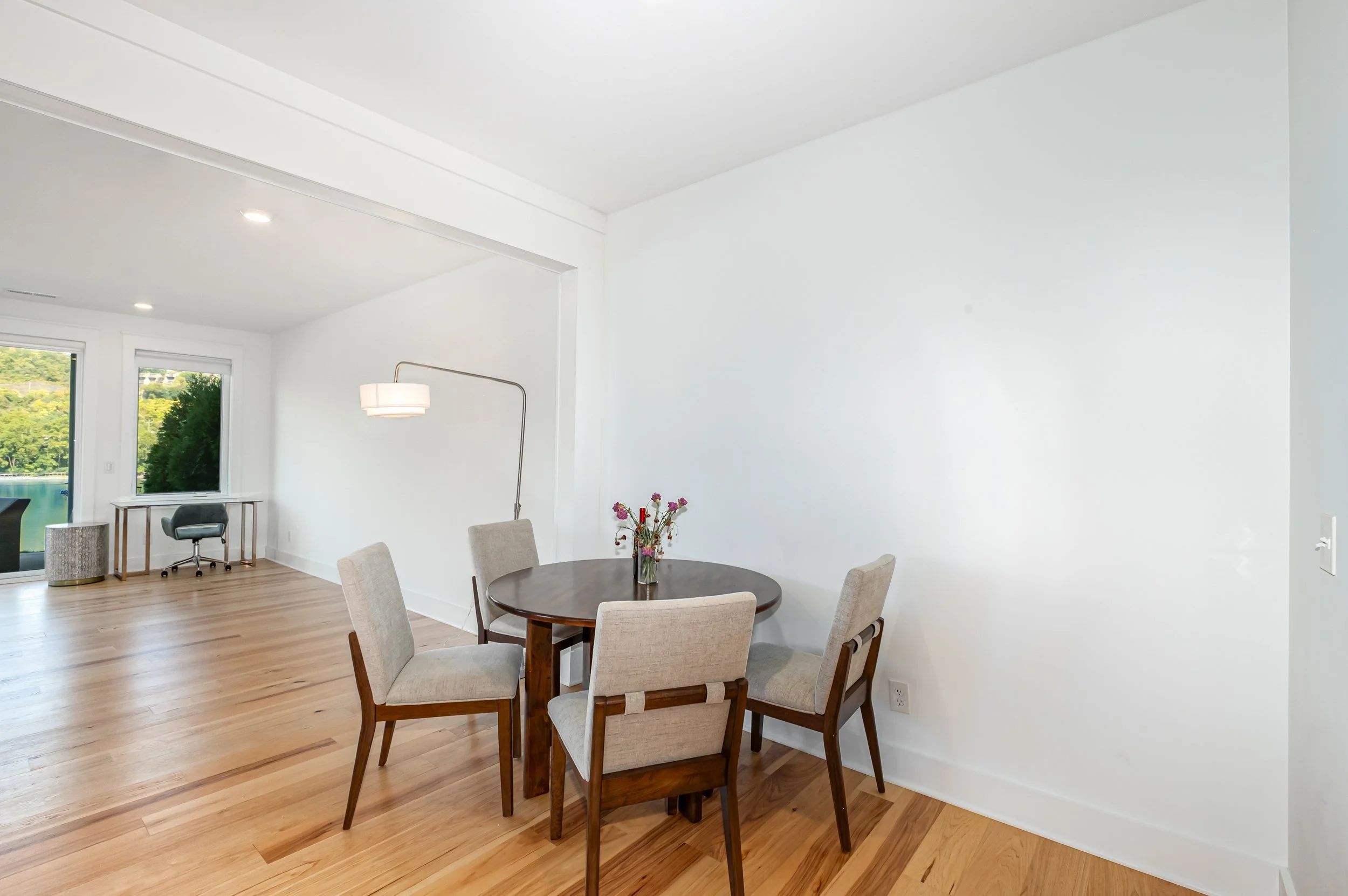 383 Manhattan Boulevard27-Edit.jpg