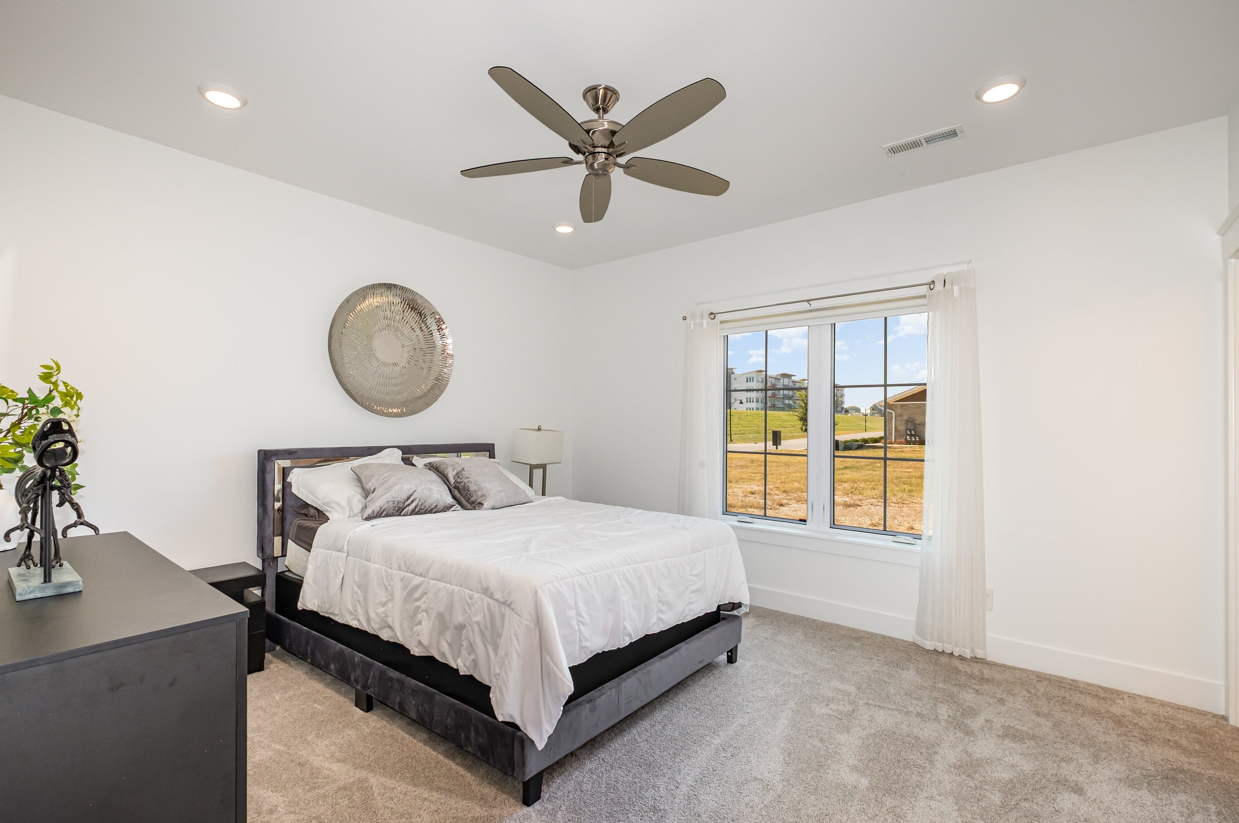 383 Manhattan Boulevard32-Edit.jpg