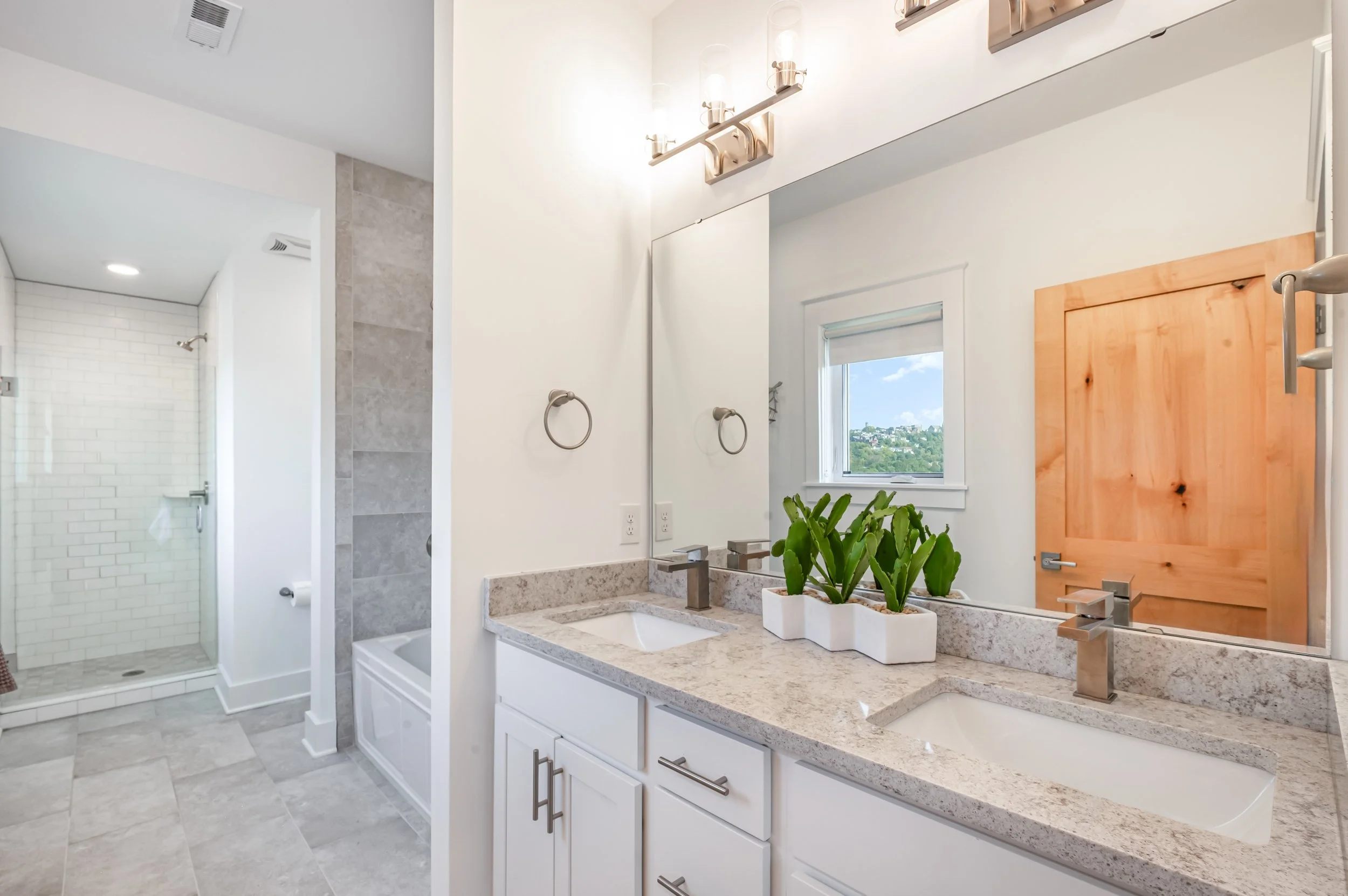 383 Manhattan Boulevard37-Edit.jpg