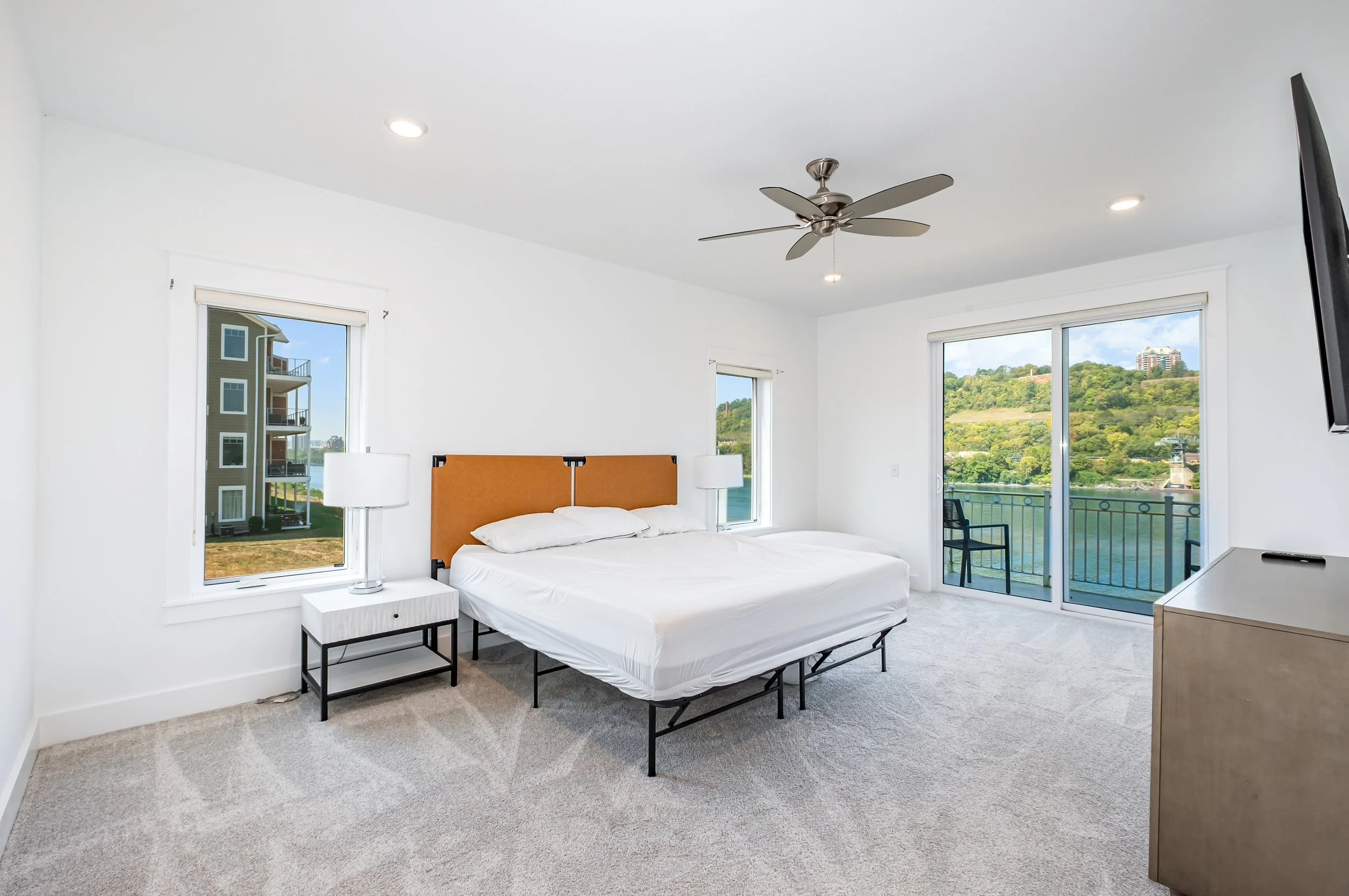 383 Manhattan Boulevard51-Edit.jpg