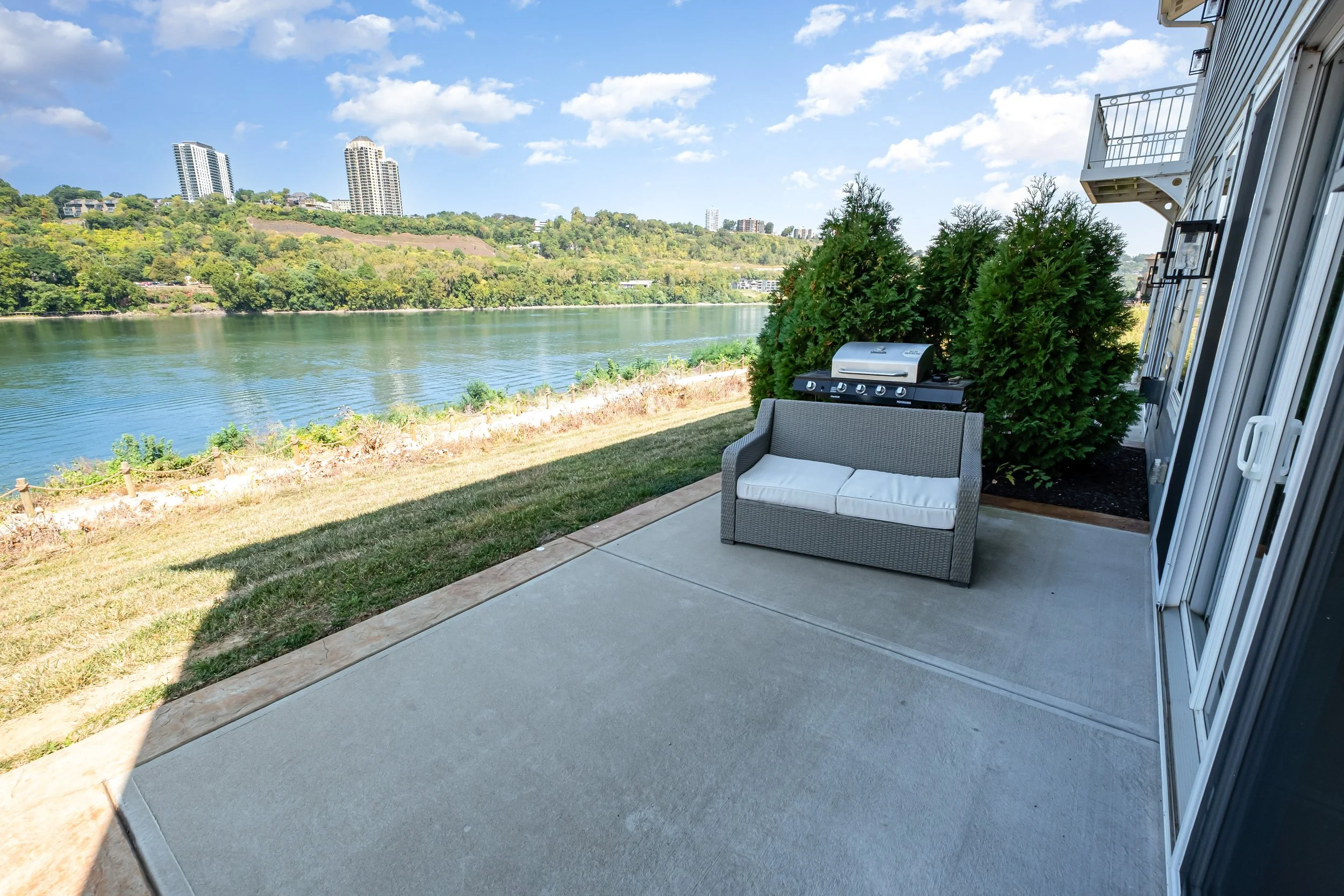 383 Manhattan Boulevard66-Edit.jpg