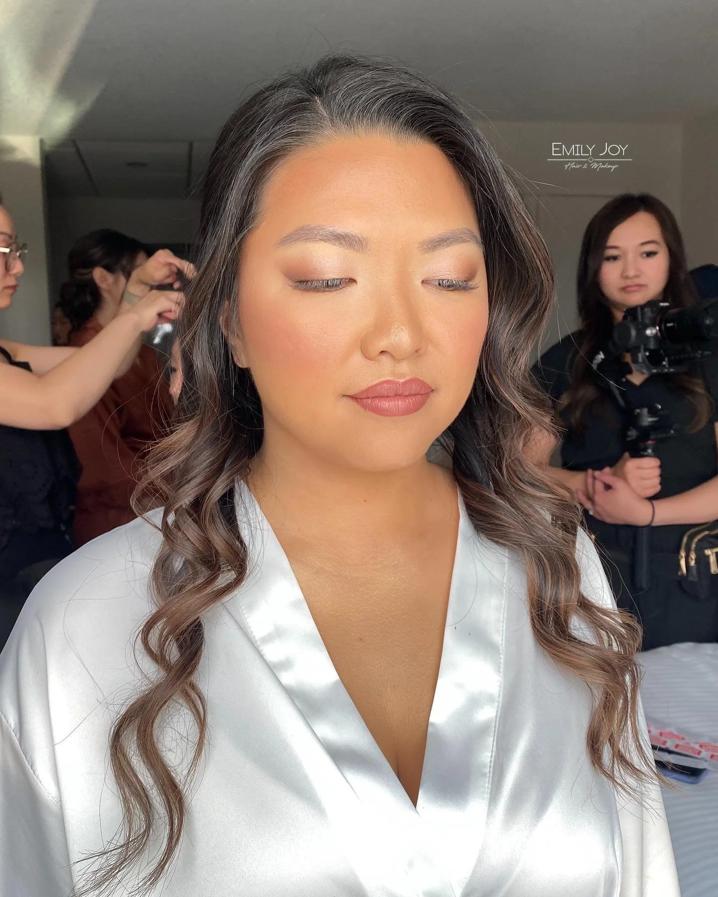 Let&rsquo;s talk MAKEUP TRIALS &amp; their importance!

The first 3 photos are from our beautiful brides Shirley&rsquo;s Wedding Day, the last 2 is from the Trial. 

Aside from the difference in lighting one big difference you can see on the wedding 