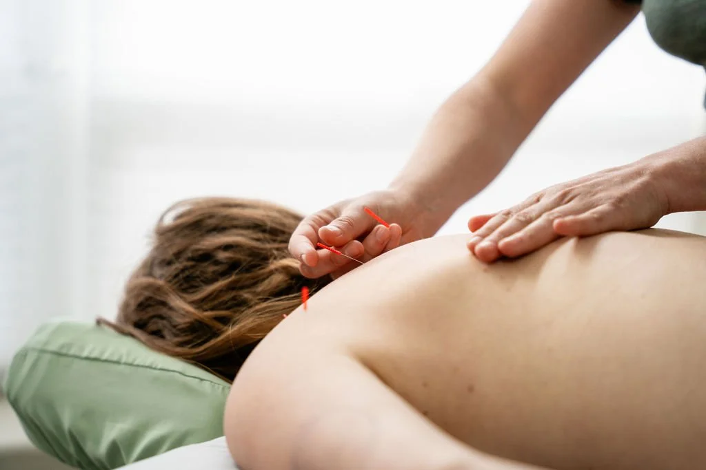 Acupuncture and energy healing performed to see into true nature