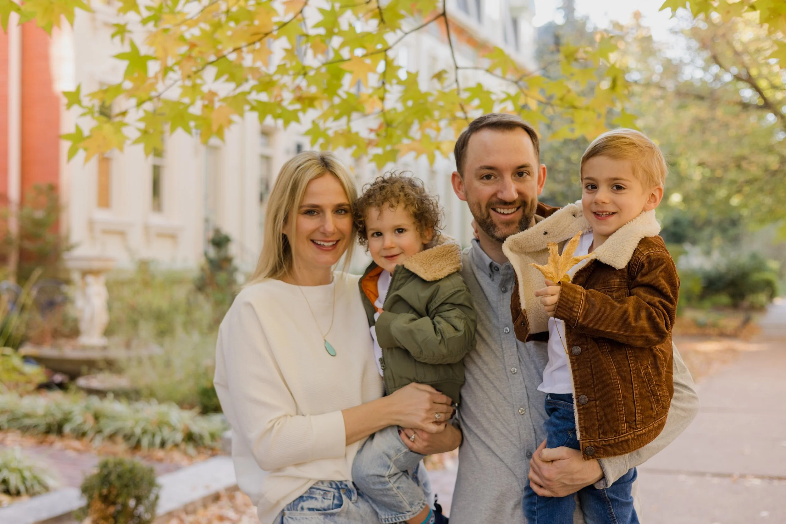 Madeline Connolly Family-11.jpg