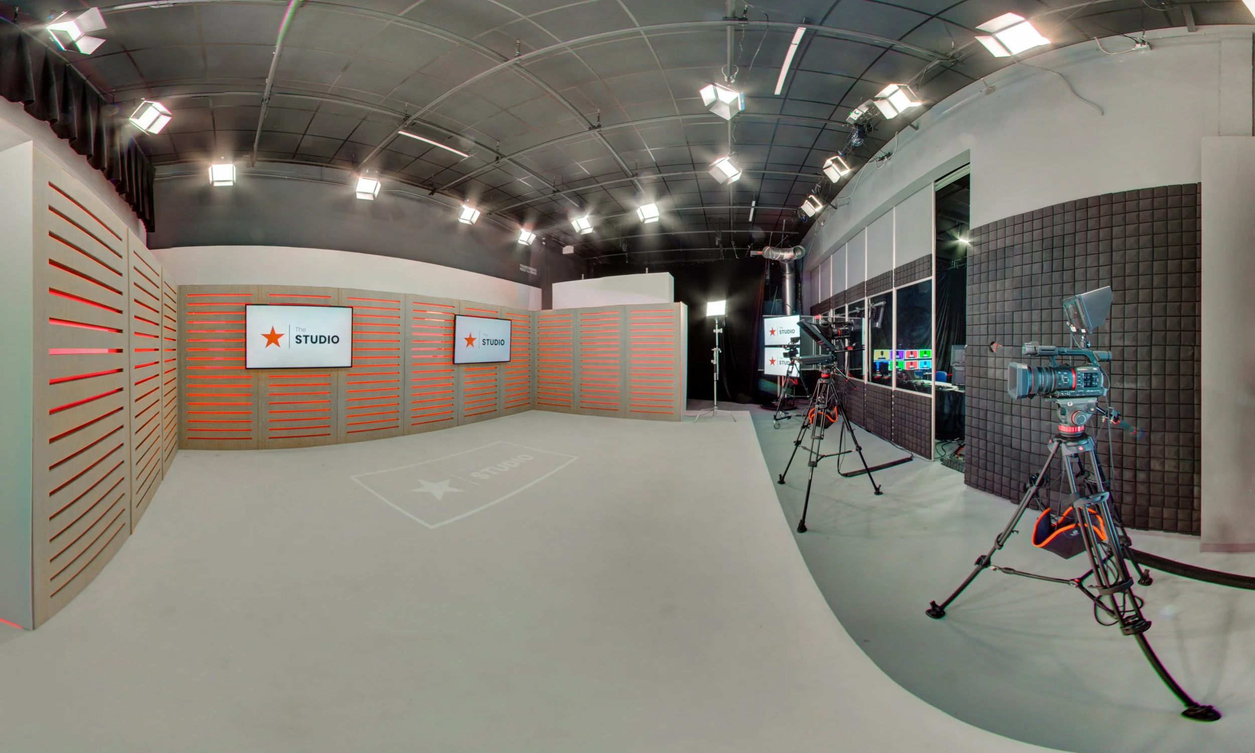 Cropped Pano (6).jpg