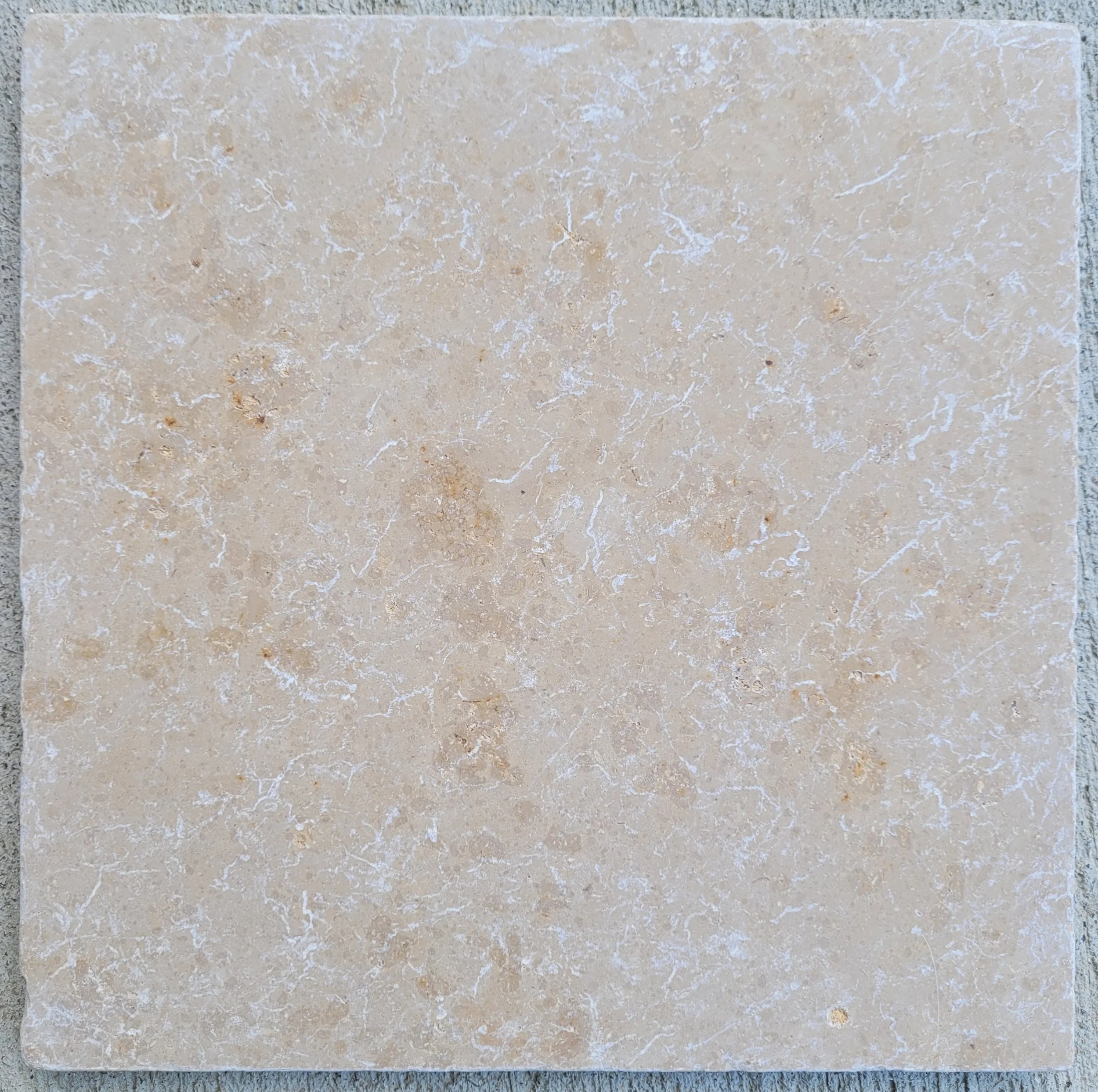 FL29 Dorian Beige (Tumbled)