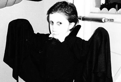 Who did it better?
#dracula #kidshalloween 
#draculabramstoker #vampire