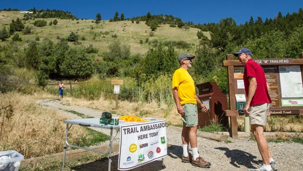 Trail Ambassador Volunteer Tabling