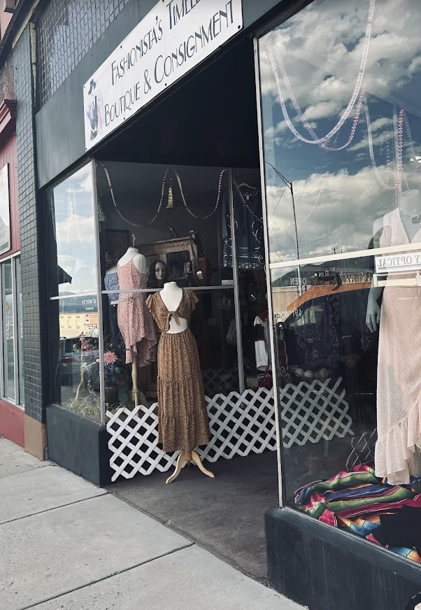 Fashionista's Timeless Boutique