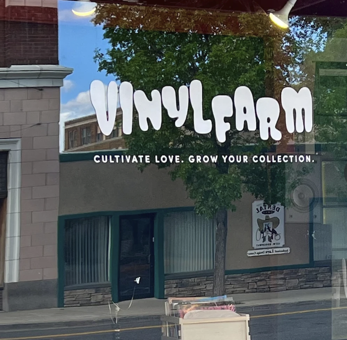 VinylFarm Record Store