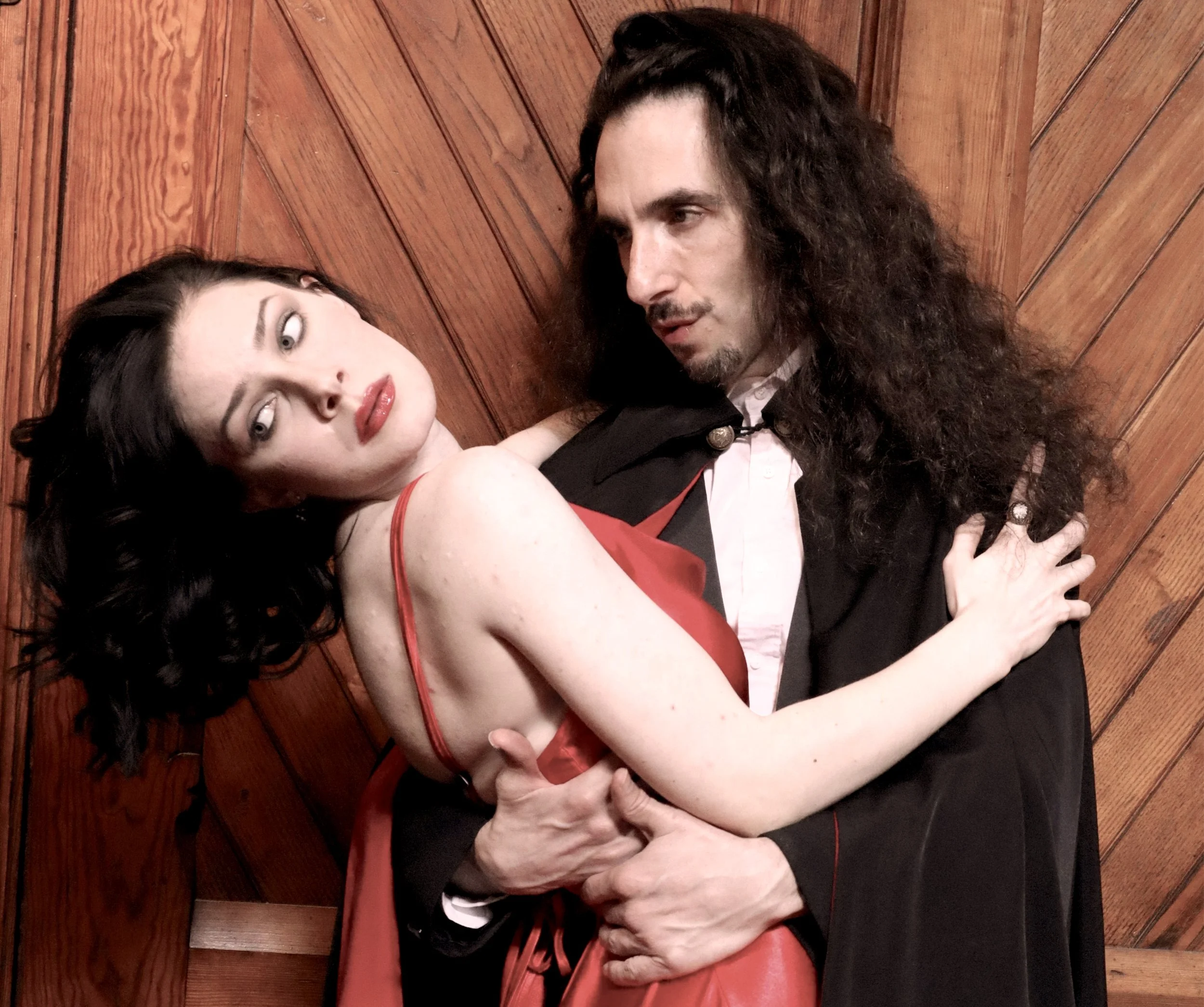 Theatre On the Road presents: Dracula