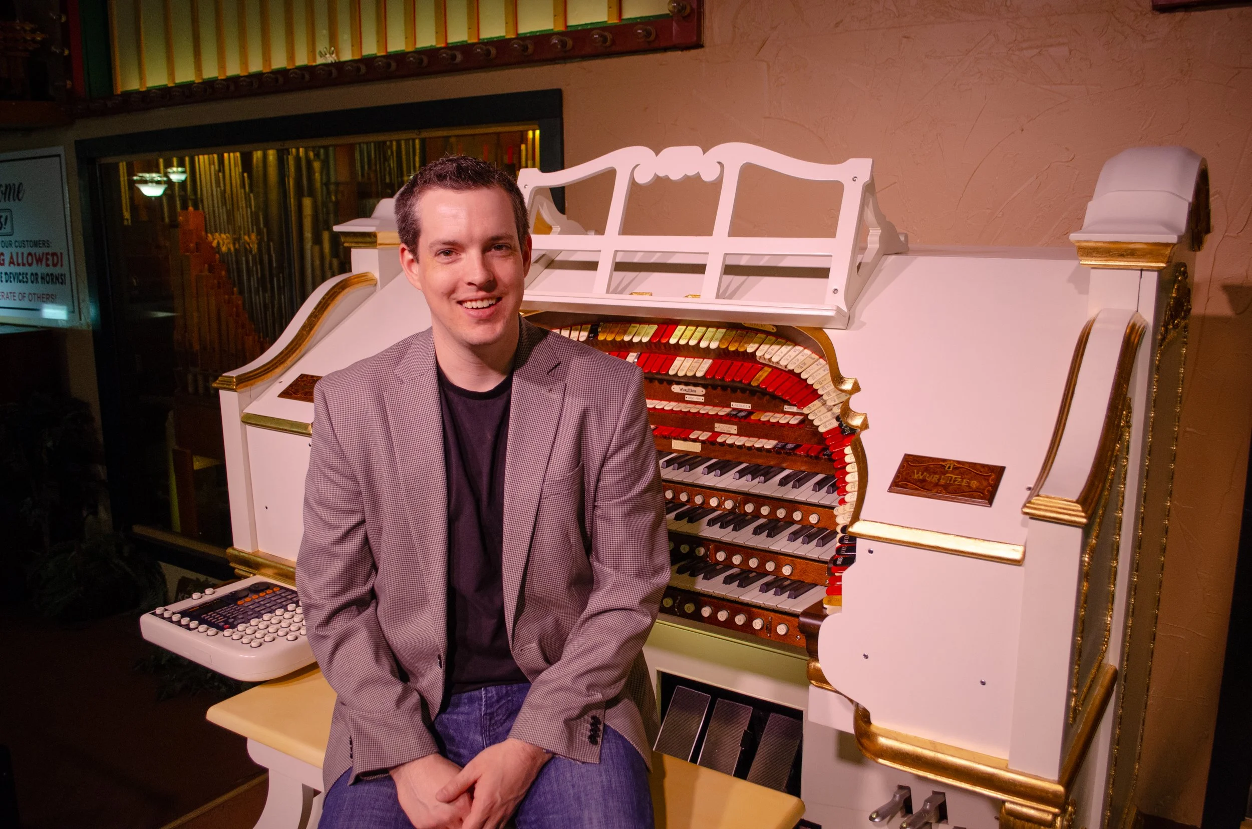 Theater Organ Fun! featuring Zach Frame