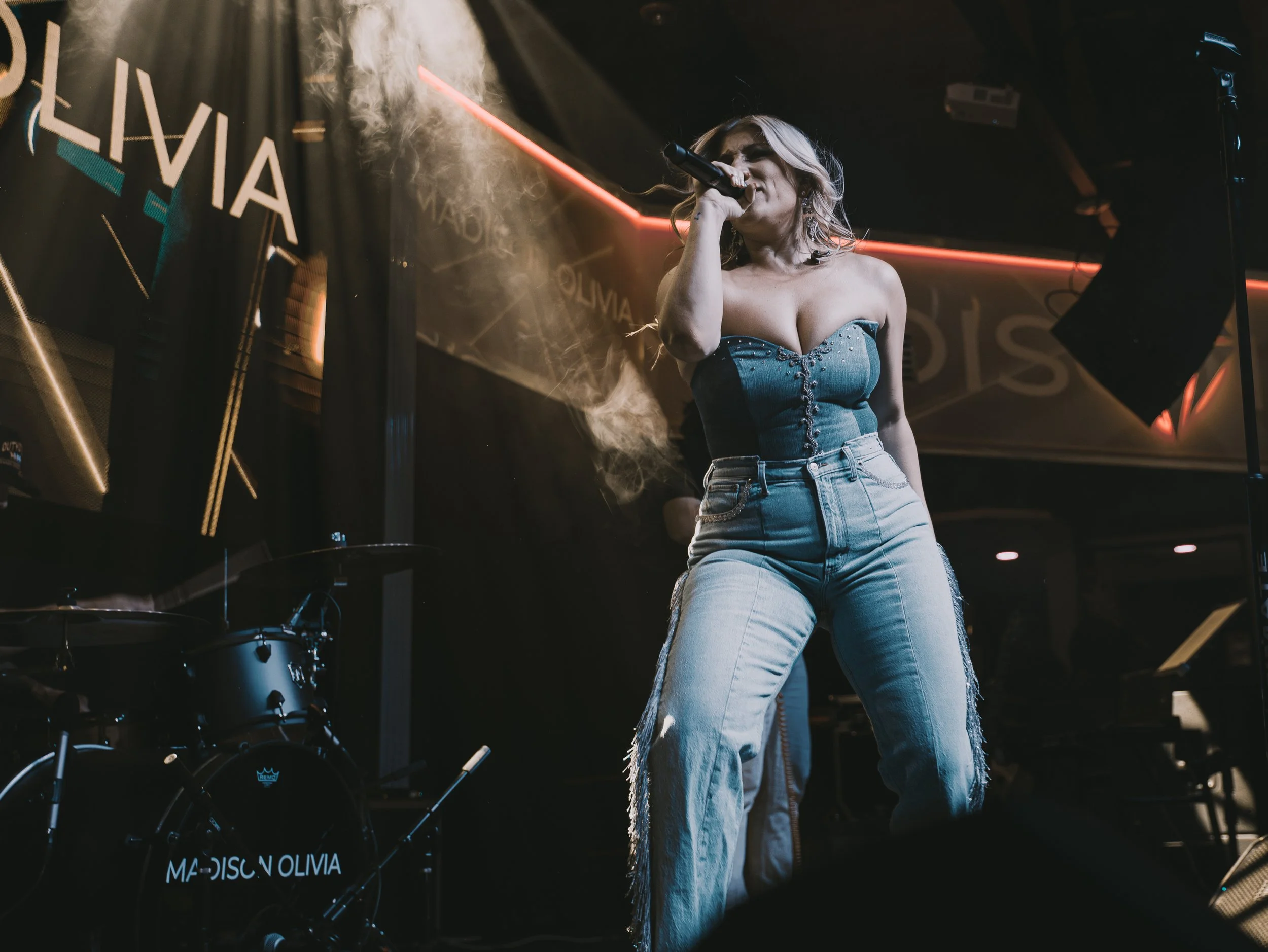 Country artist Madison Olivia balances music career while caring for her beloved ‘Gran Gran’ (Copy)