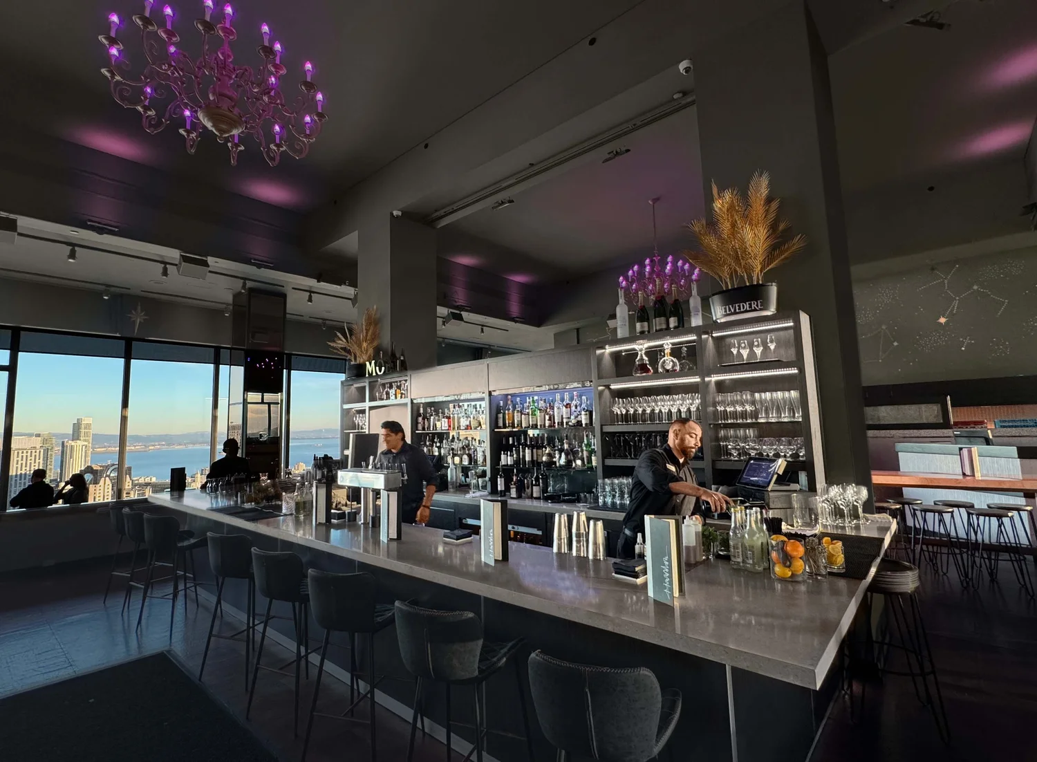 Bar photo 1