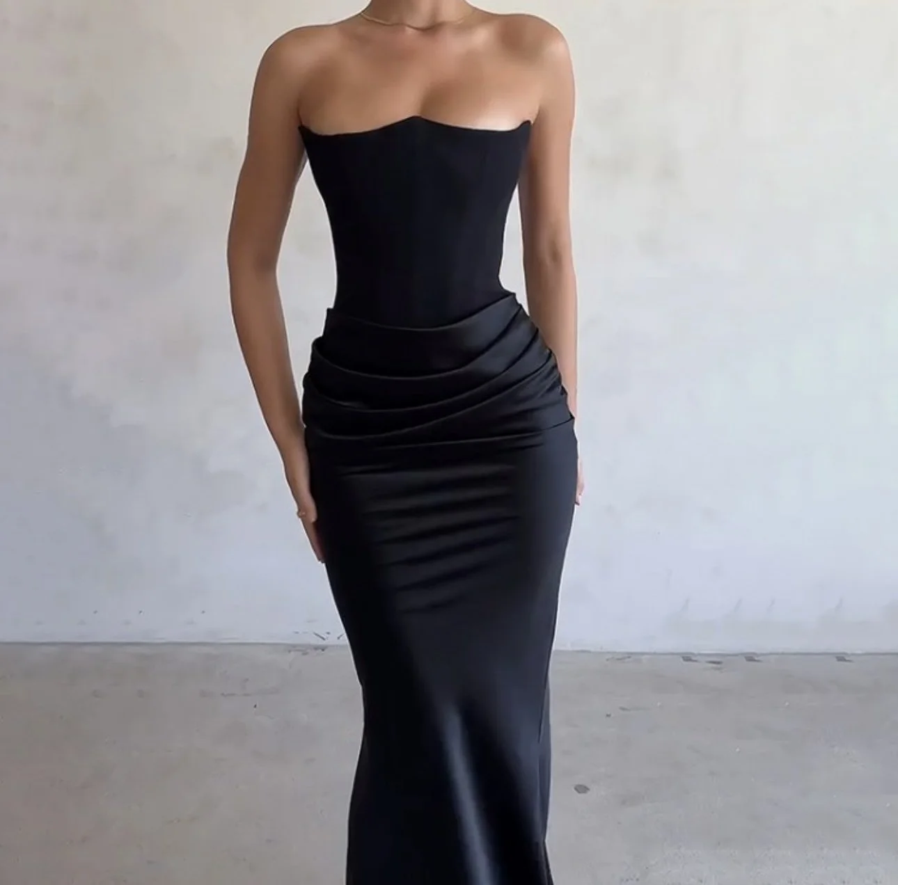 Black Ruched Strapless Sheath Women's Maxi Dress (Black)