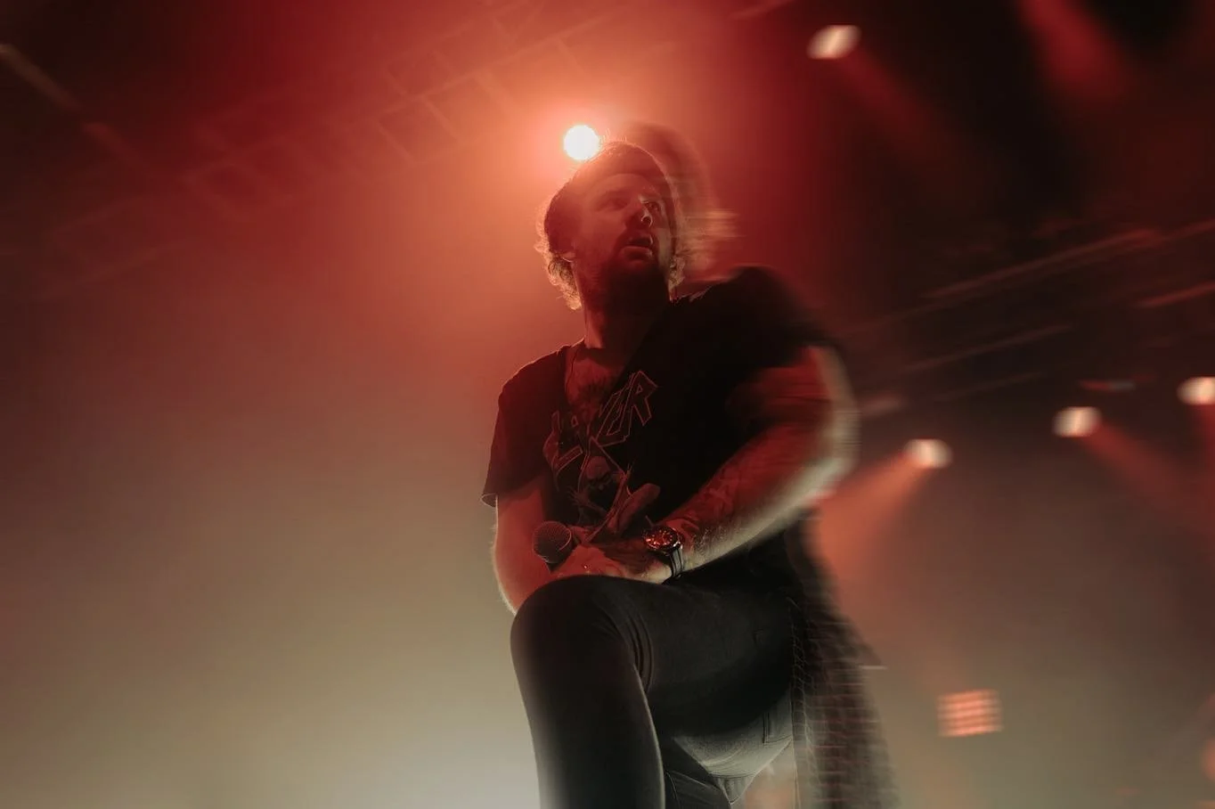 I always say no regrats but&hellip;.biggest regret of 2022: not trying @beartoothband &lsquo;s #whiskey 🥃 

@beartoothband + @wagewar on The Below Tour

Shot for @moonlightmagofficial in #houston @hobhouston