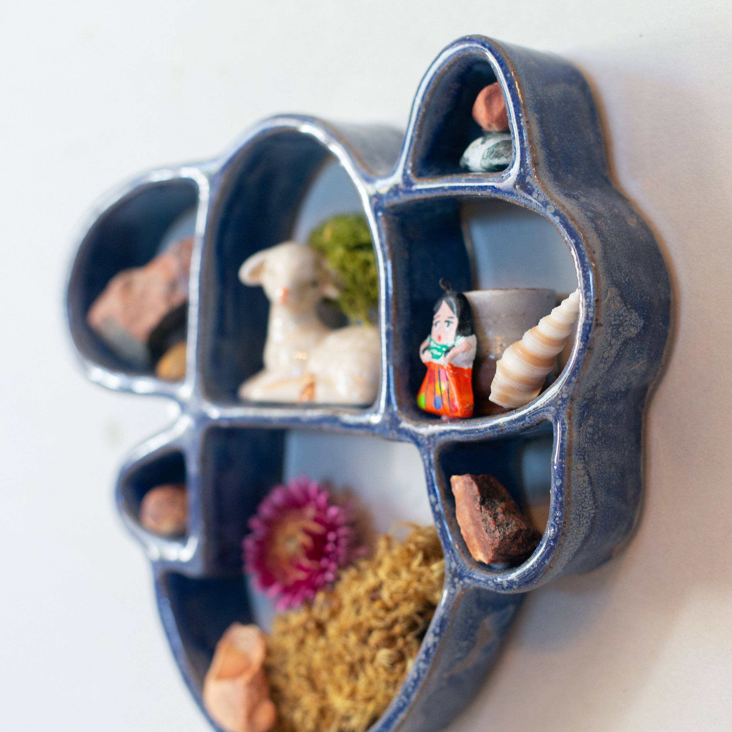 shelf 15_4.jpg