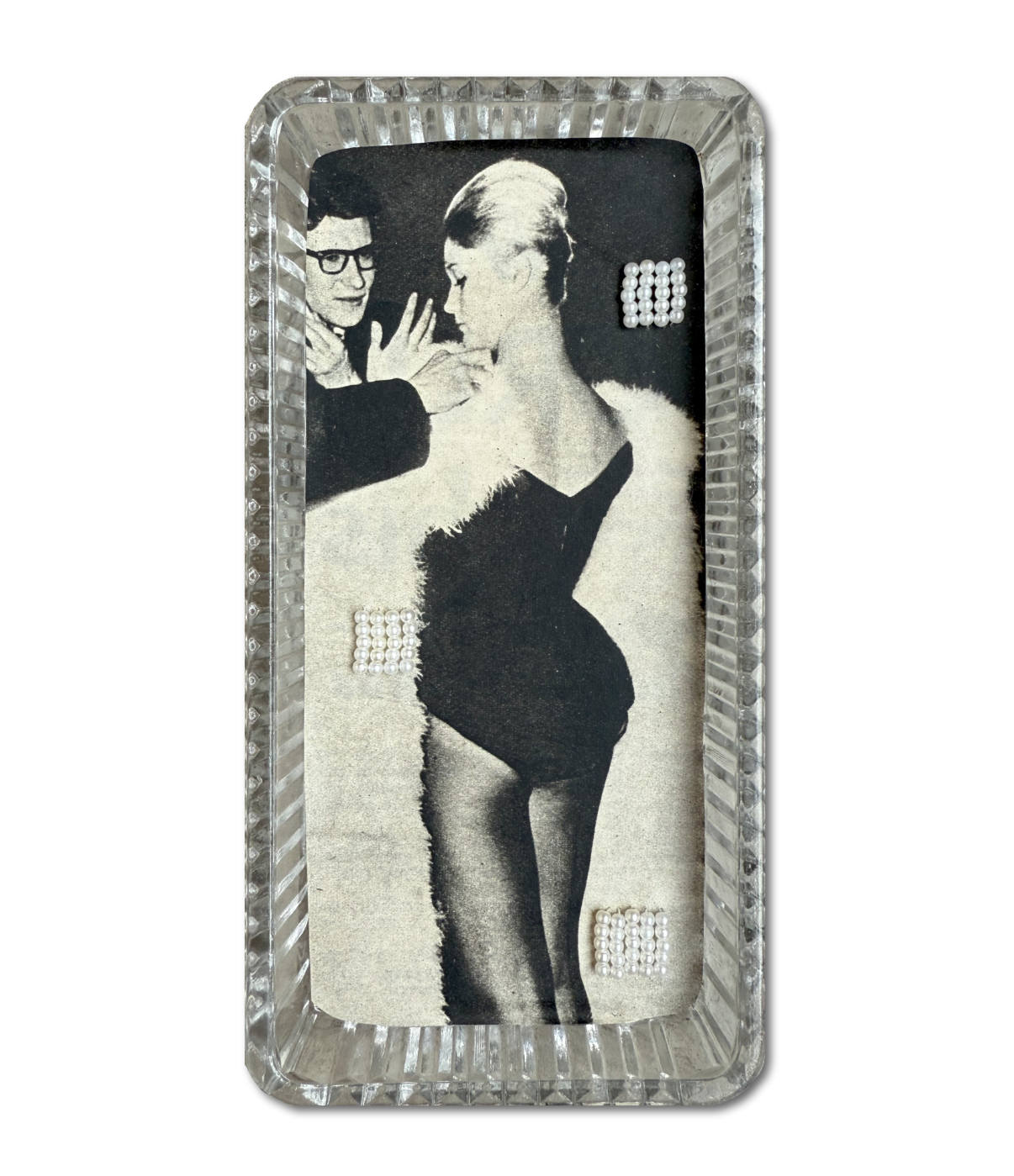 Don't touch me, I'm busy