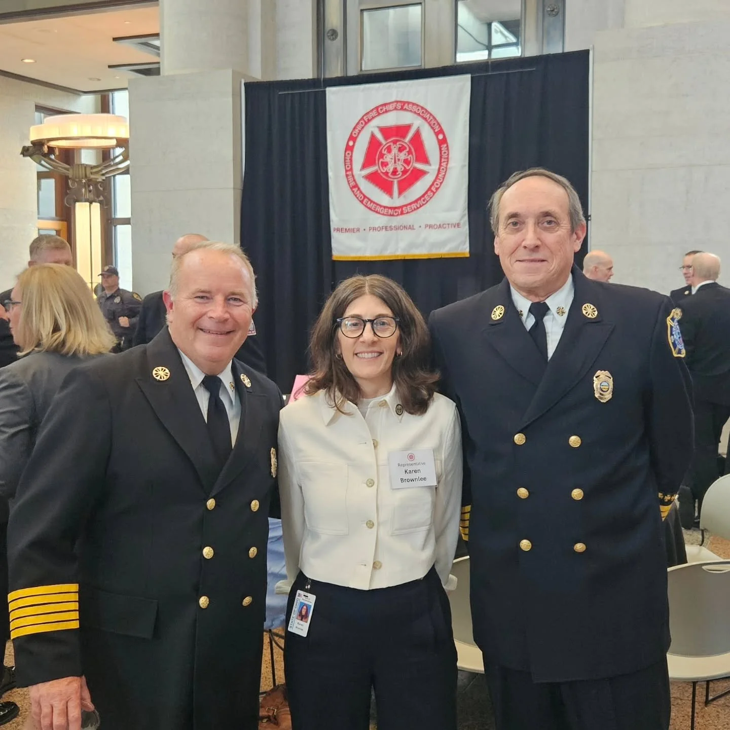 It has been a very busy, and productive, couple of weeks at the Statehouse. 

I have introduced, testified on, and passed legislation to serve Ohioans. But this is a job that the people of #Great28 do together.

I love being in the district where you