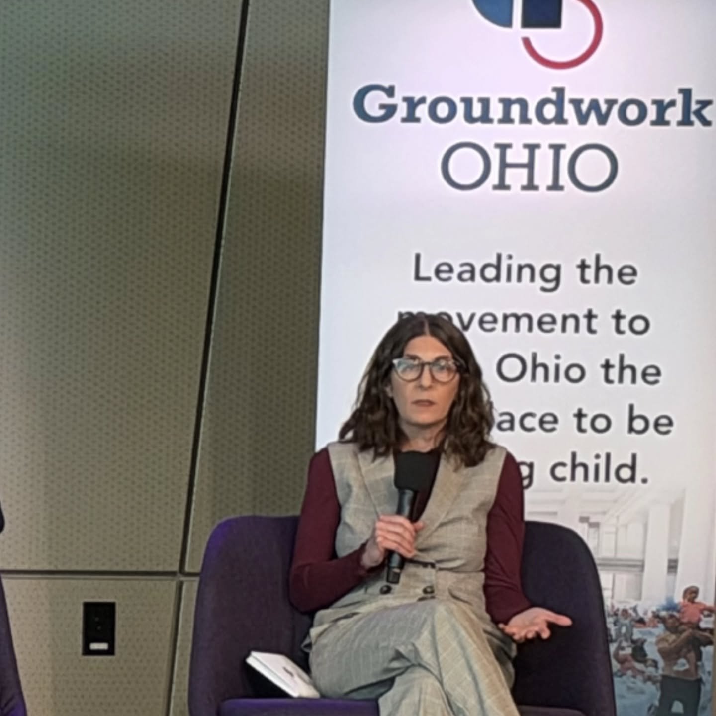 The high costs of childcare put families - and the state of Ohio - at economic risk..

Did you know that:

✔️ Ohio ranks dead last (50th!) in childcare subsidy eligibility?

✔️ Ohio ranks 39th for overall investment into early childhood education?

✔