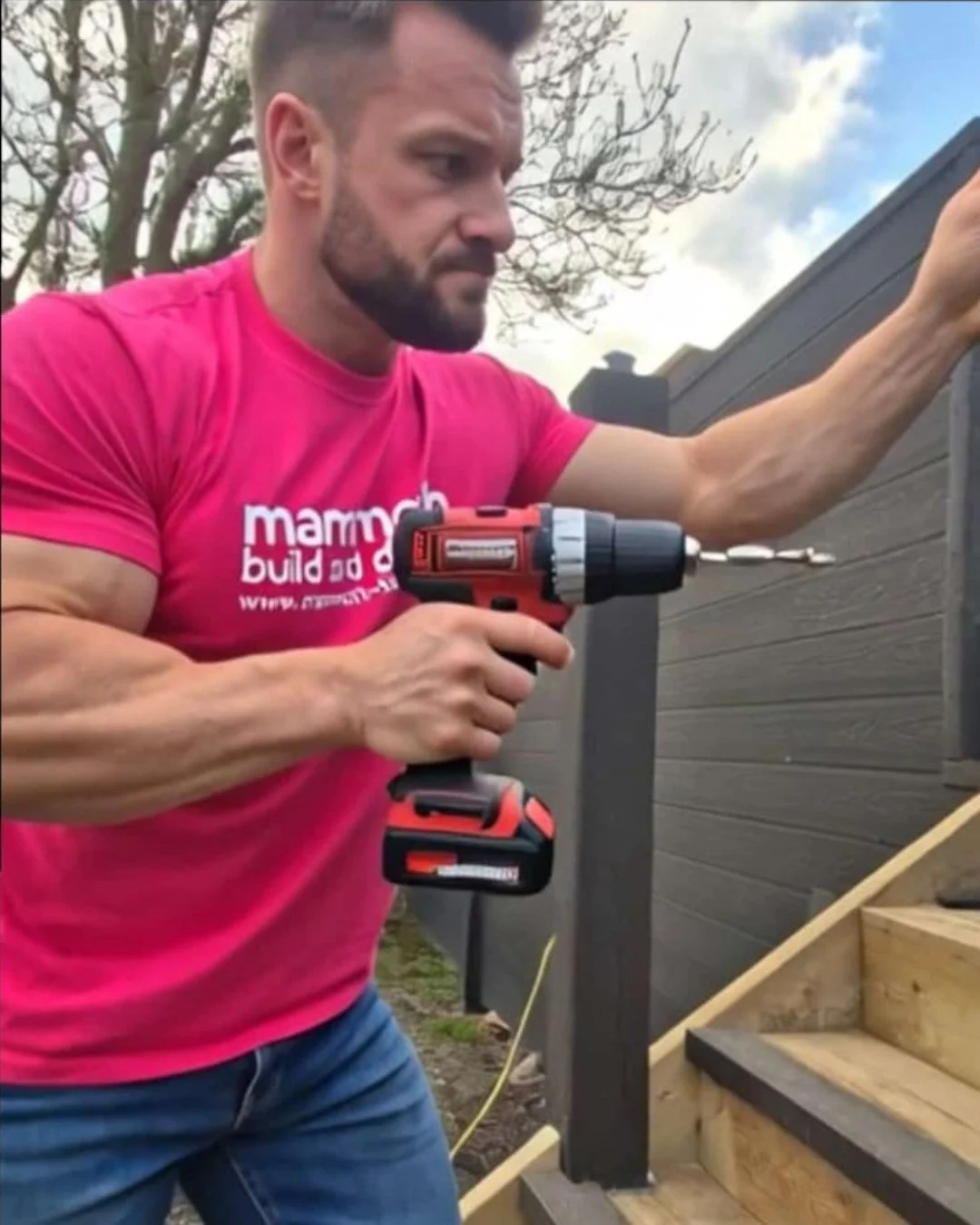 What You Don&rsquo;t See Is What Makes It Last.

Before the boards go down.
Before the furniture.
Before the &ldquo;after&rdquo; photo.

This is the stage that matters most the structural subframe that supports the entire garden deck.

In any decking