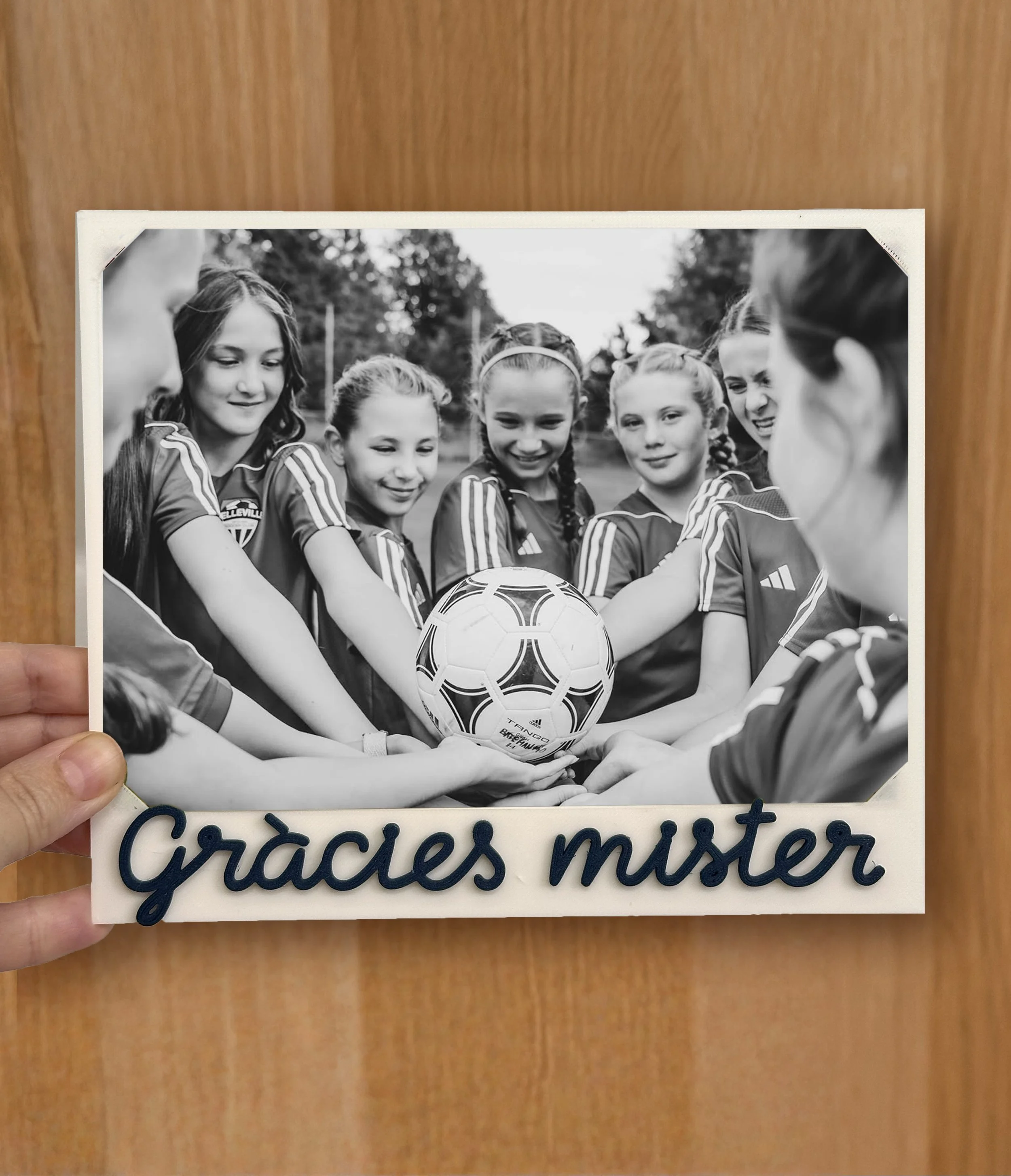 EQUIP-futbol-noies.jpg
