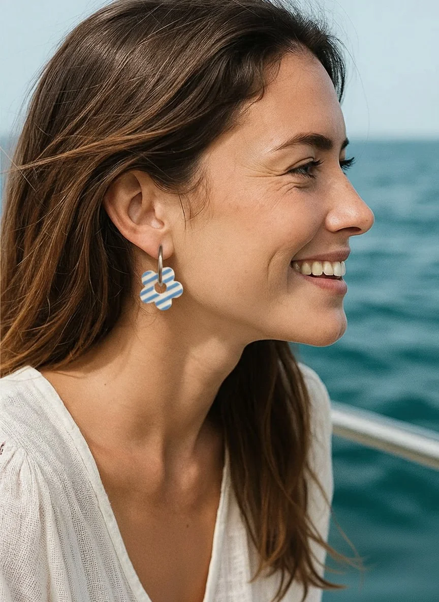 BEE_estiu26_MARINA_modelo.jpg